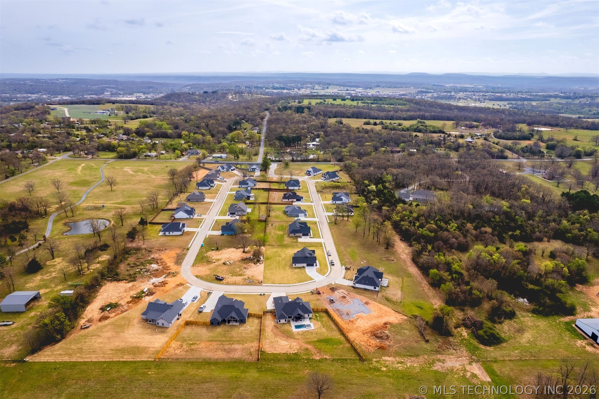 16860 W Sierra Tahlequah OK 74464