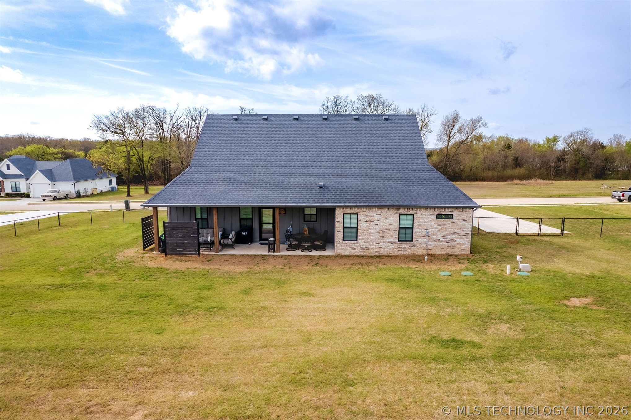 16860 W Sierra Tahlequah OK 74464