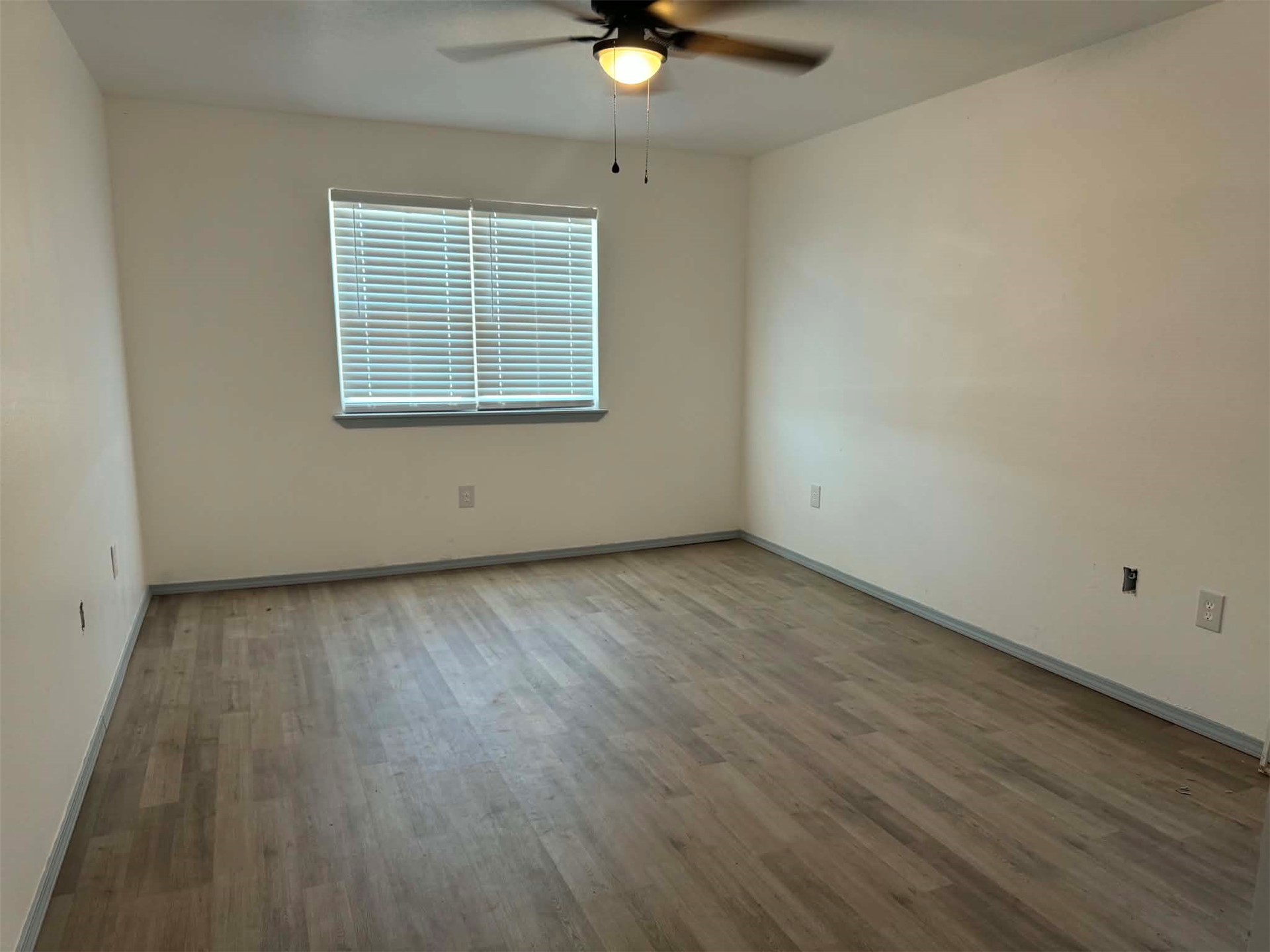 2106 N Hickory Street Mcalester OK 74501