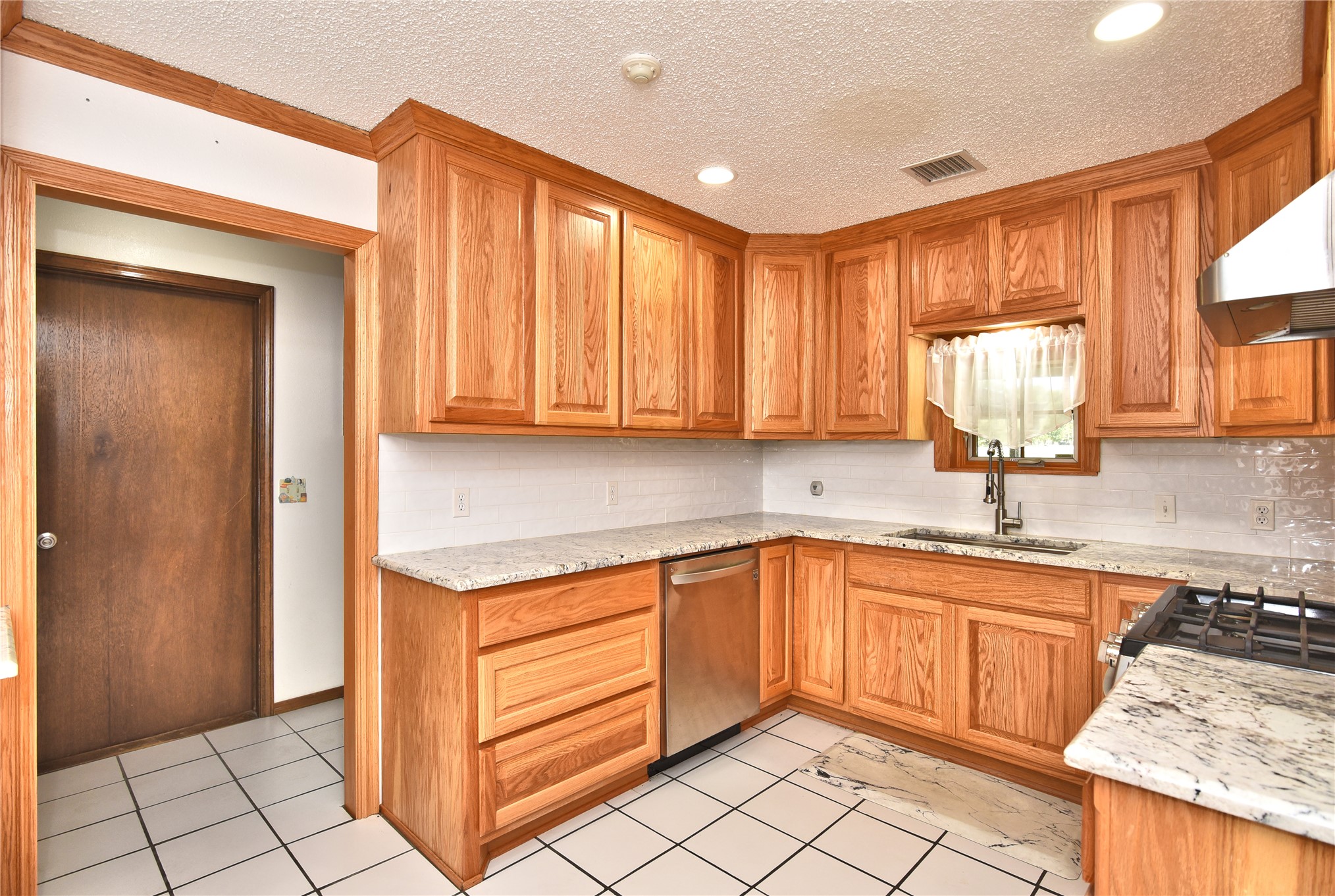 4355 S 61st Westavenue Tulsa OK 74107