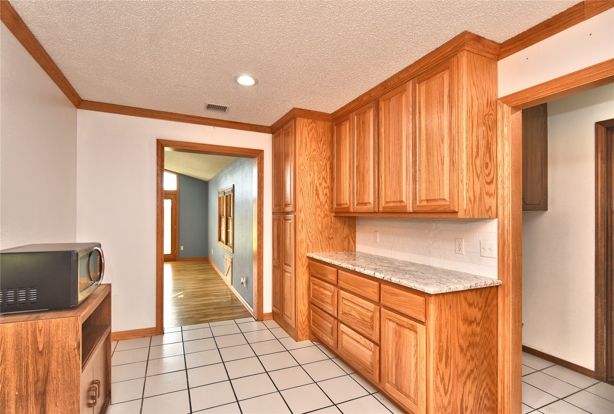 4355 S 61st Westavenue Tulsa OK 74107