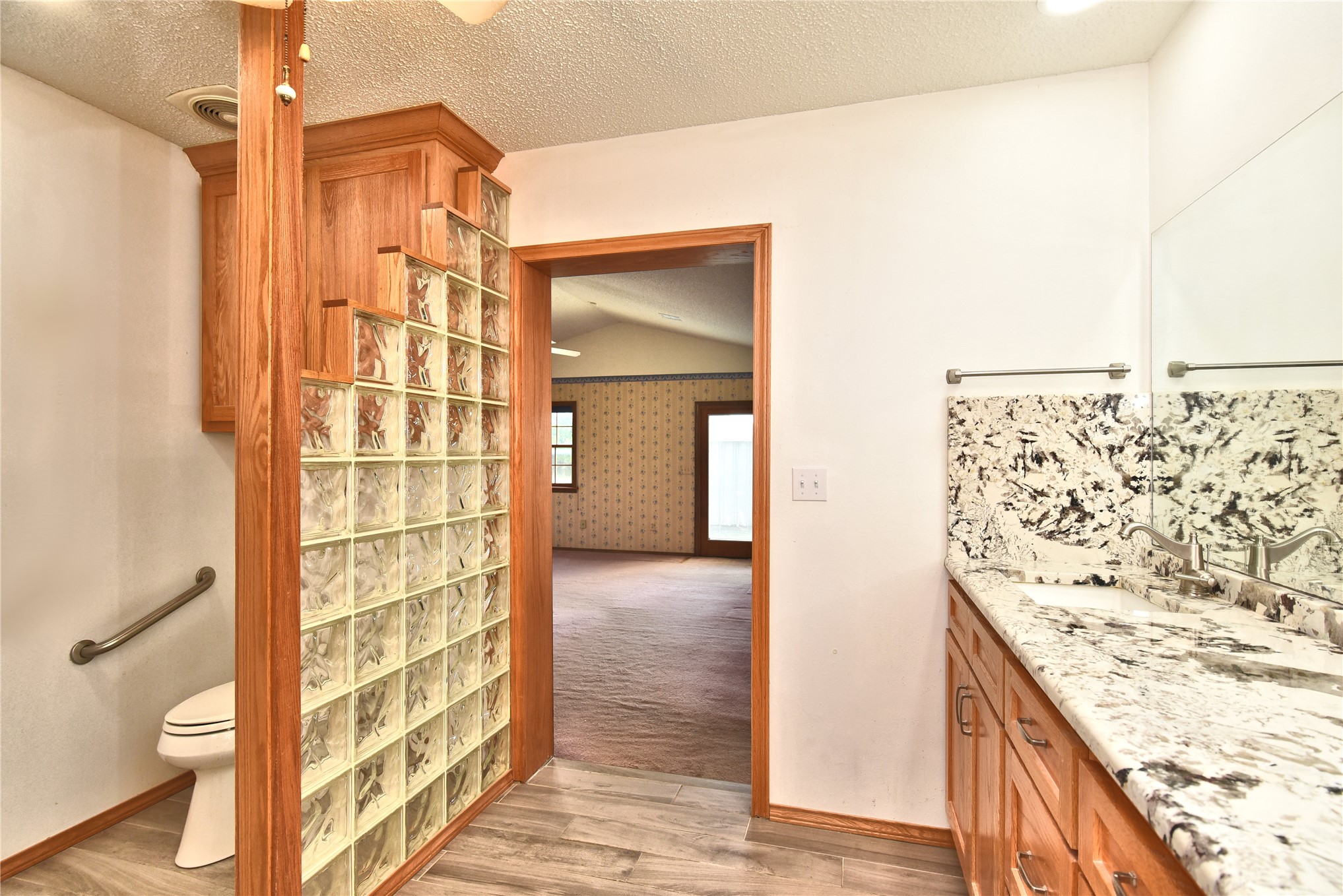4355 S 61st Westavenue Tulsa OK 74107