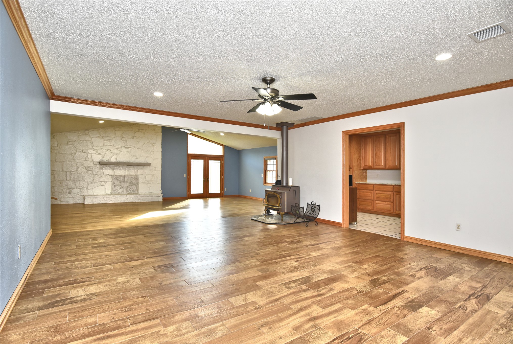 4355 S 61st Westavenue Tulsa OK 74107