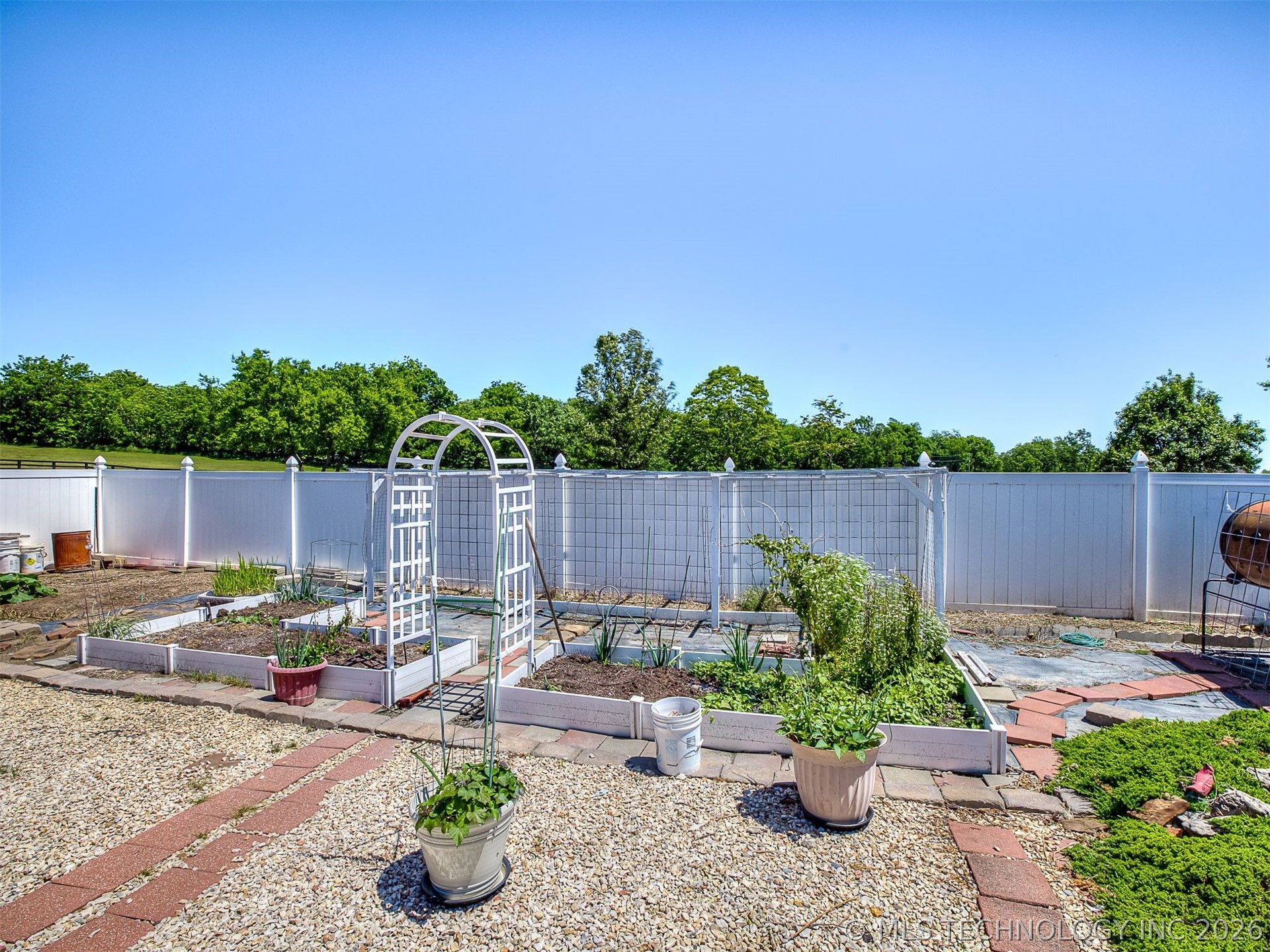 11 Longacre Drive Ramona OK 74061