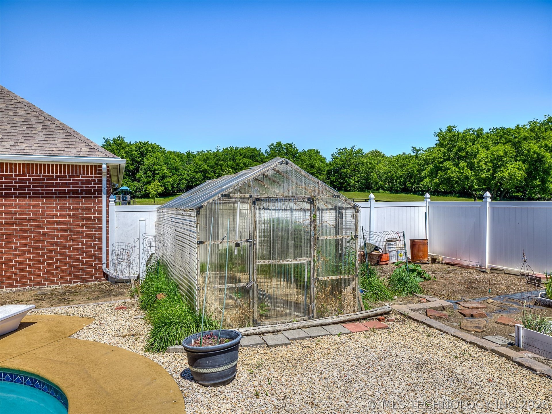 11 Longacre Drive Ramona OK 74061