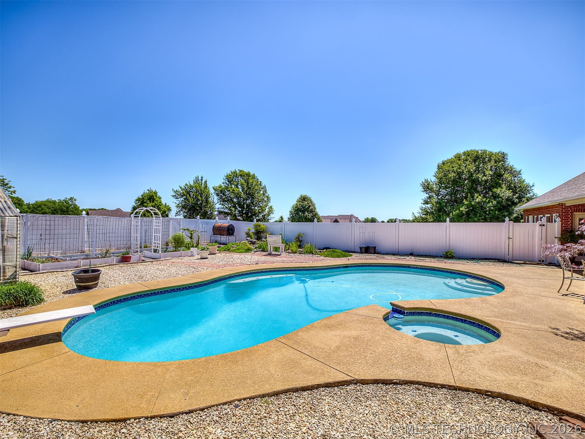 11 Longacre Drive Ramona OK 74061