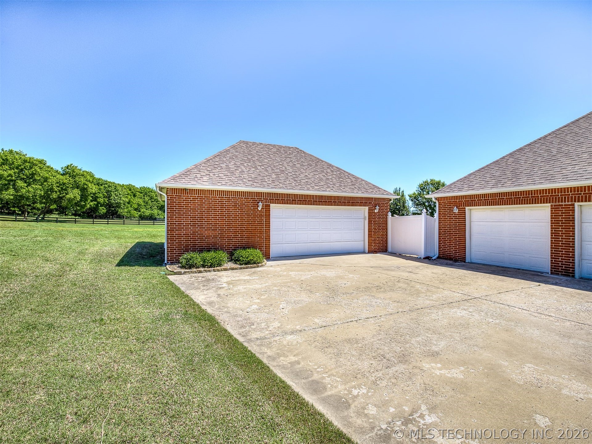 11 Longacre Drive Ramona OK 74061