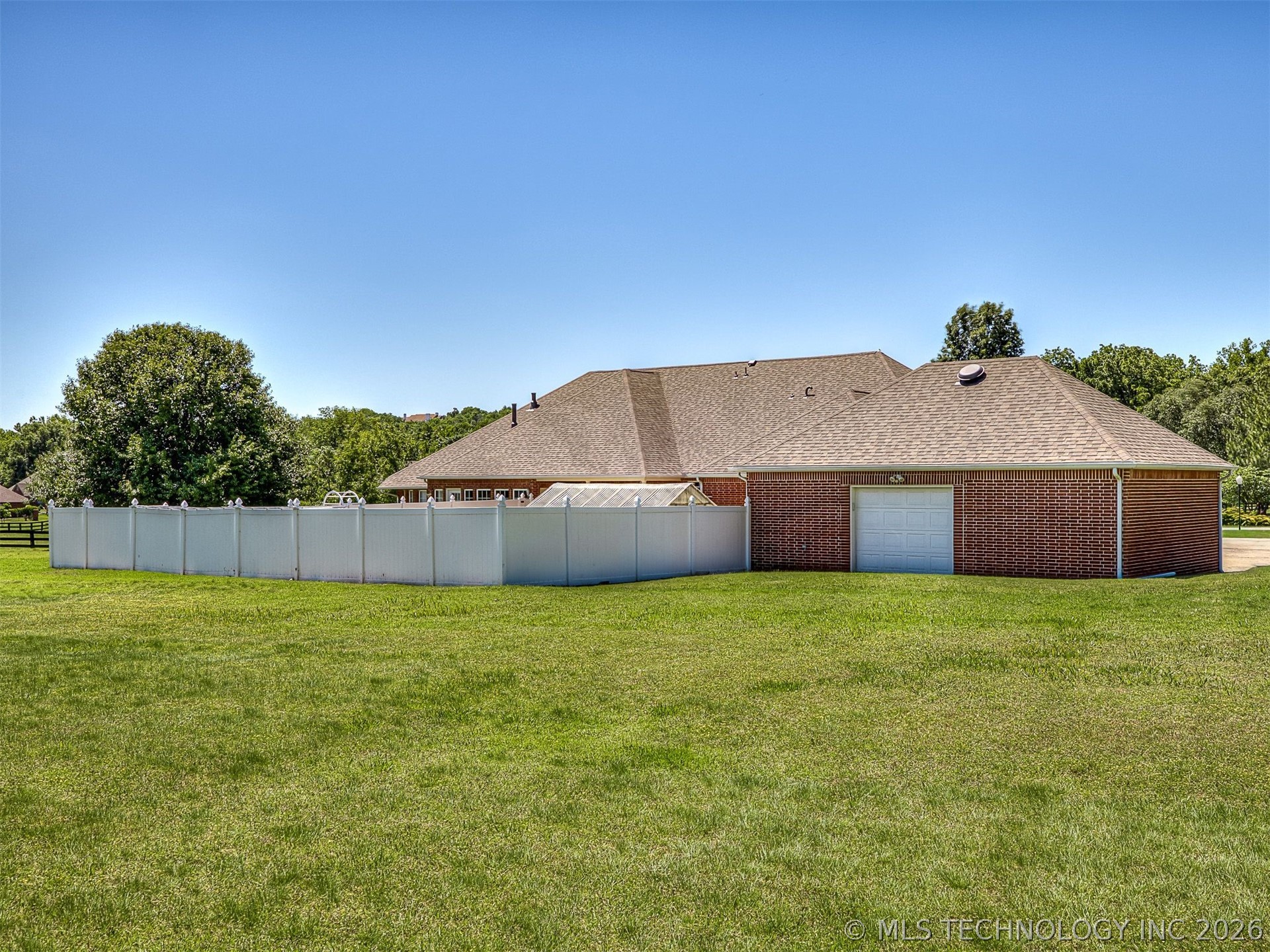 11 Longacre Drive Ramona OK 74061