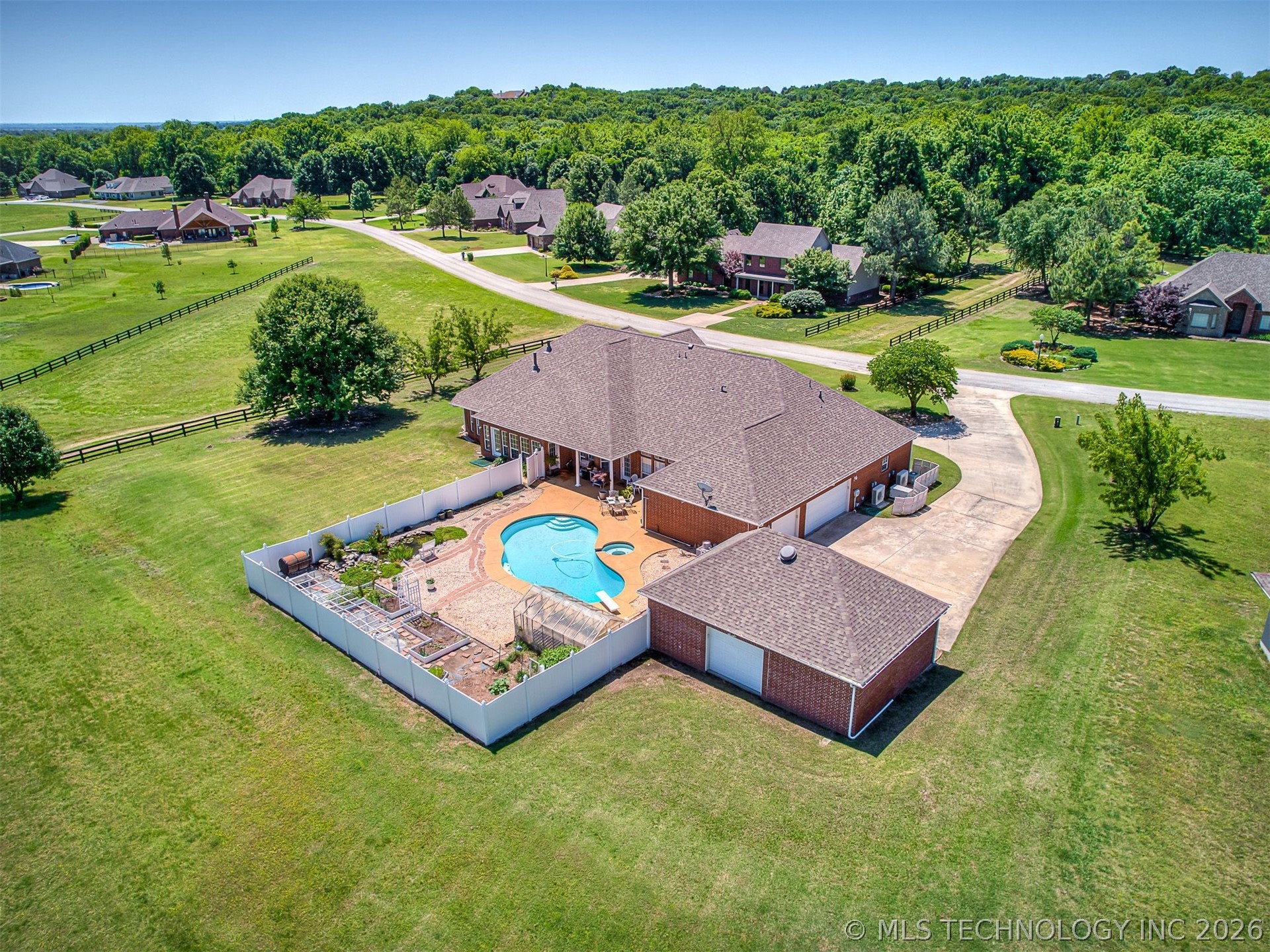11 Longacre Drive Ramona OK 74061