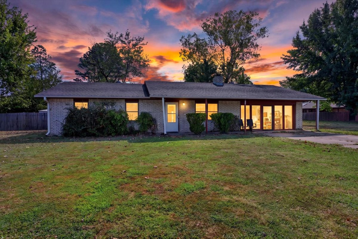 162 Sunset Street Wilburton OK 74578