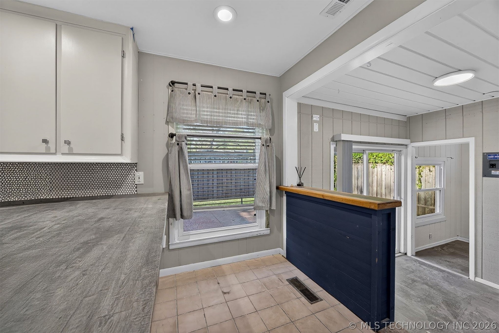 4532 E 38th Place Tulsa OK 74135