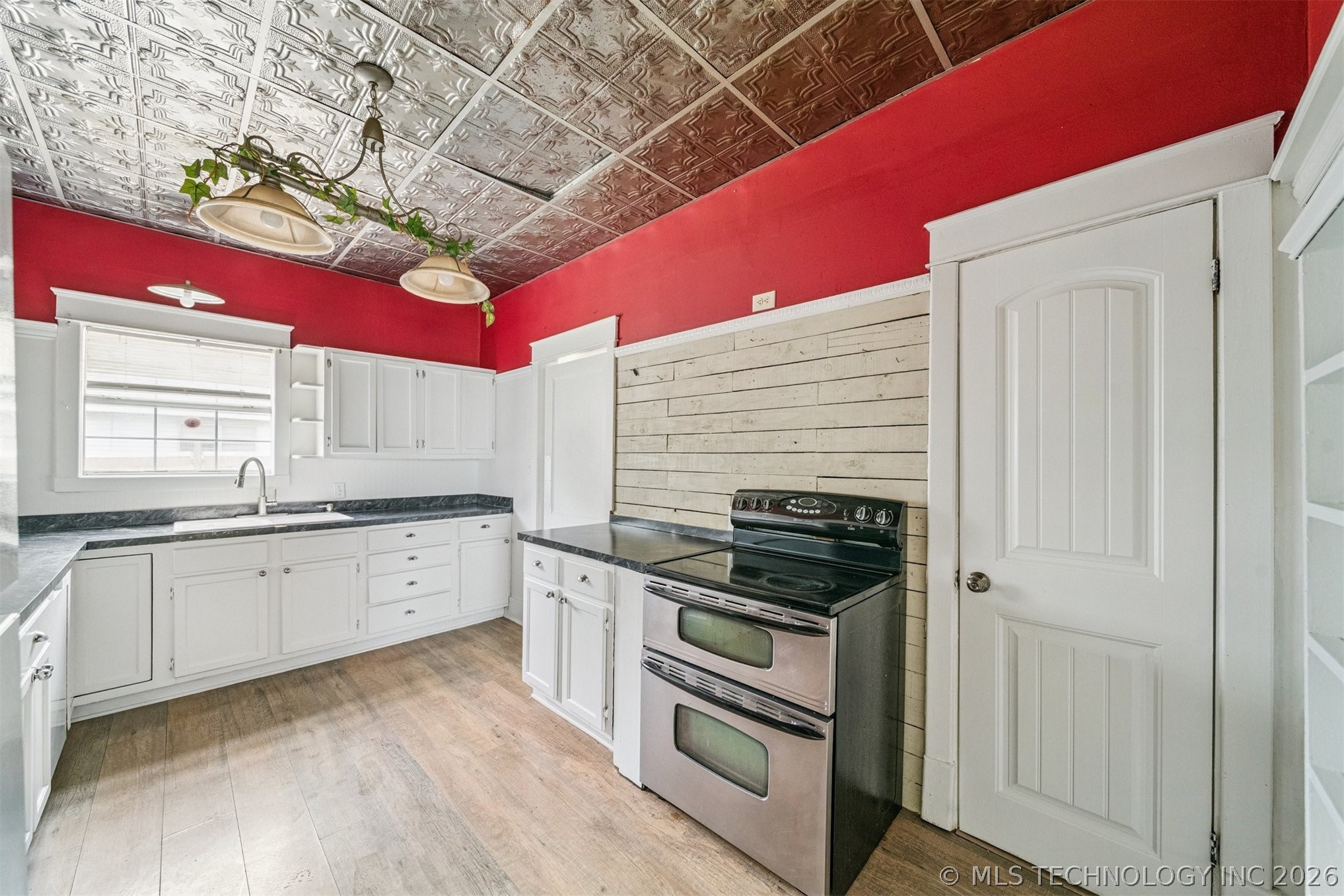 422 S Bristow Avenue Coweta OK 74429