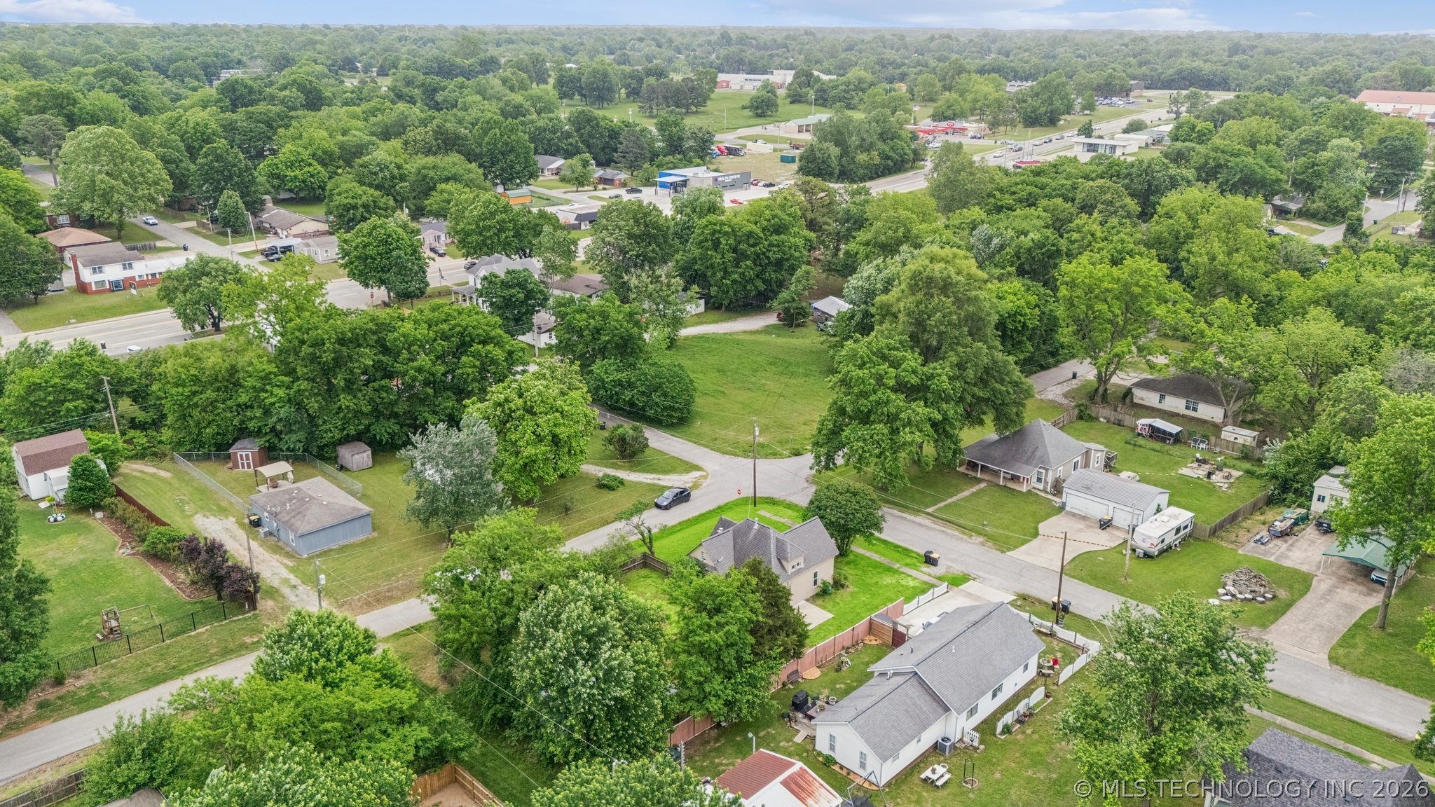 422 S Bristow Avenue Coweta OK 74429