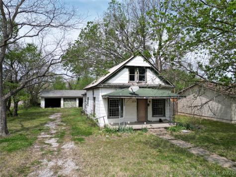 523 S Broadway Holdenville OK 74848