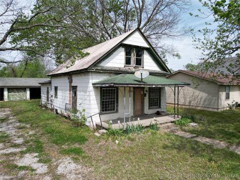 523 S Broadway Holdenville OK 74848