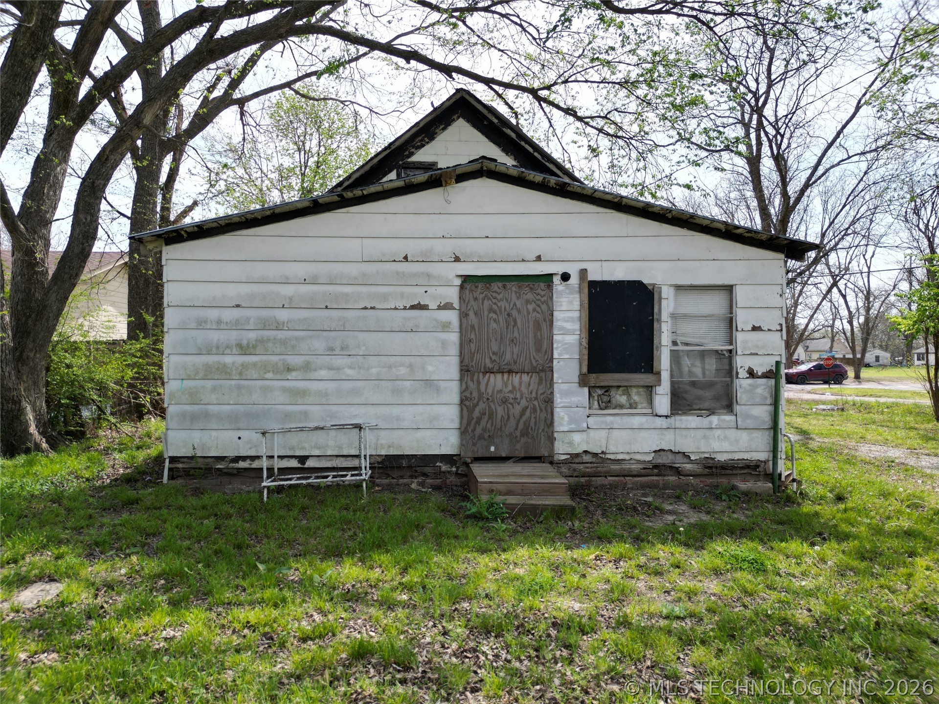 523 S Broadway Holdenville OK 74848