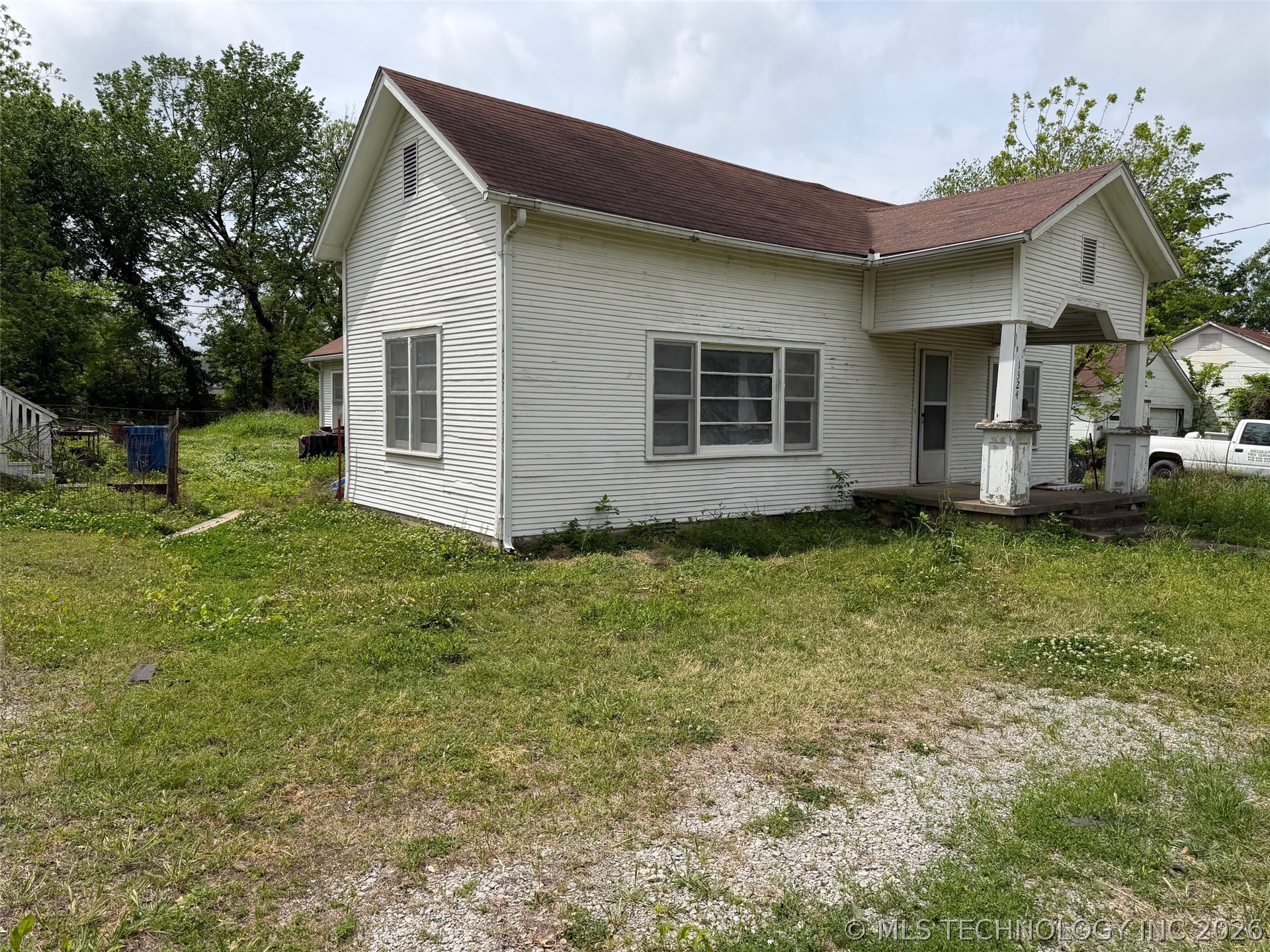 1324 Pennsylvania Hartshorne OK 74547