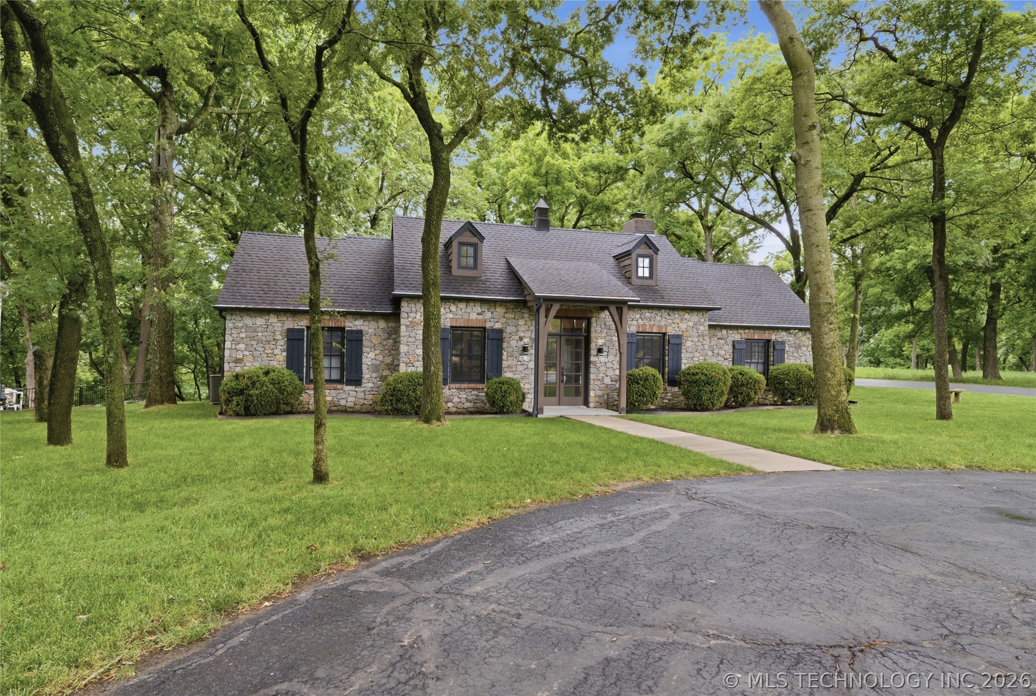 451571 Bob White Lane Afton OK 74331