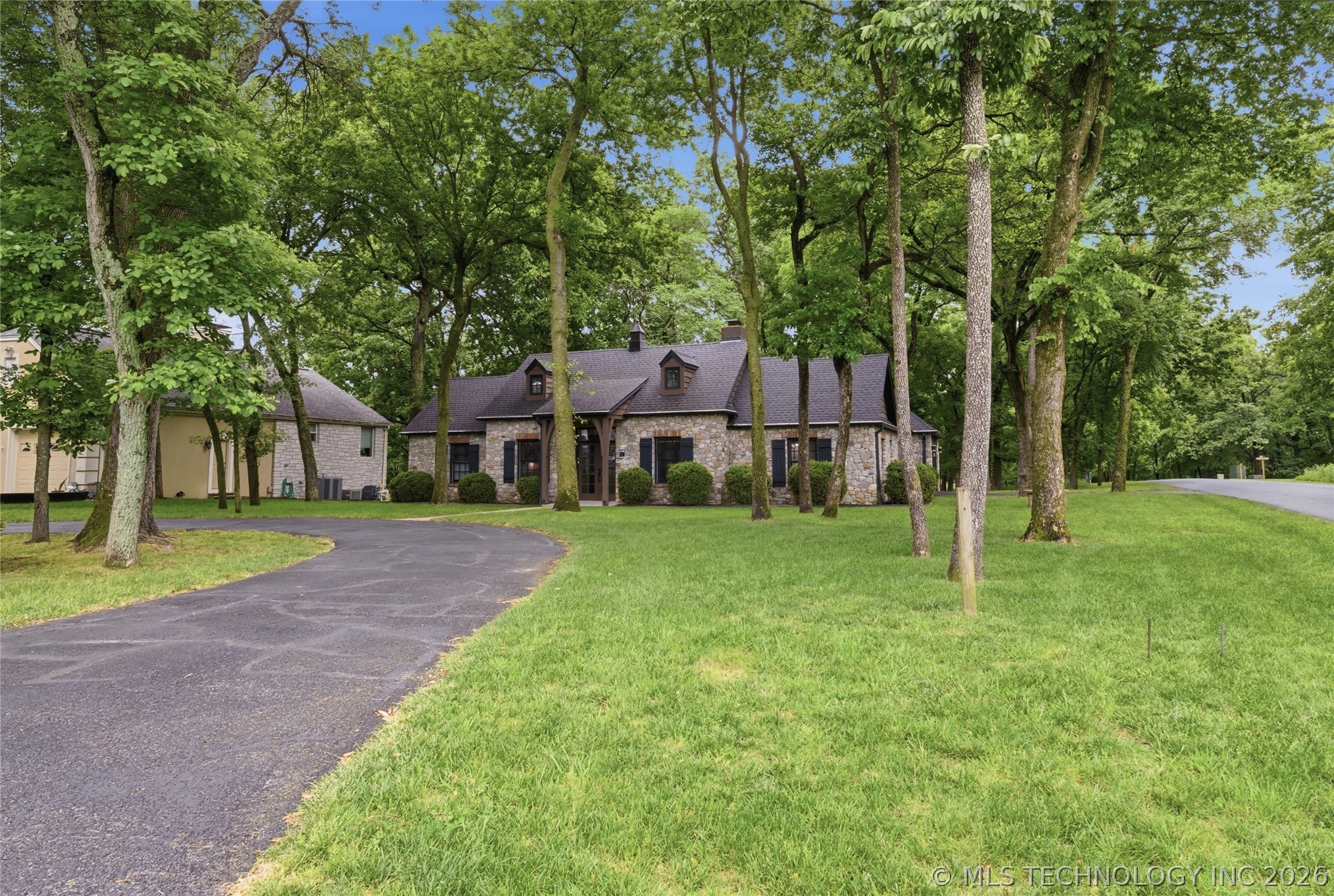 451571 Bob White Lane Afton OK 74331