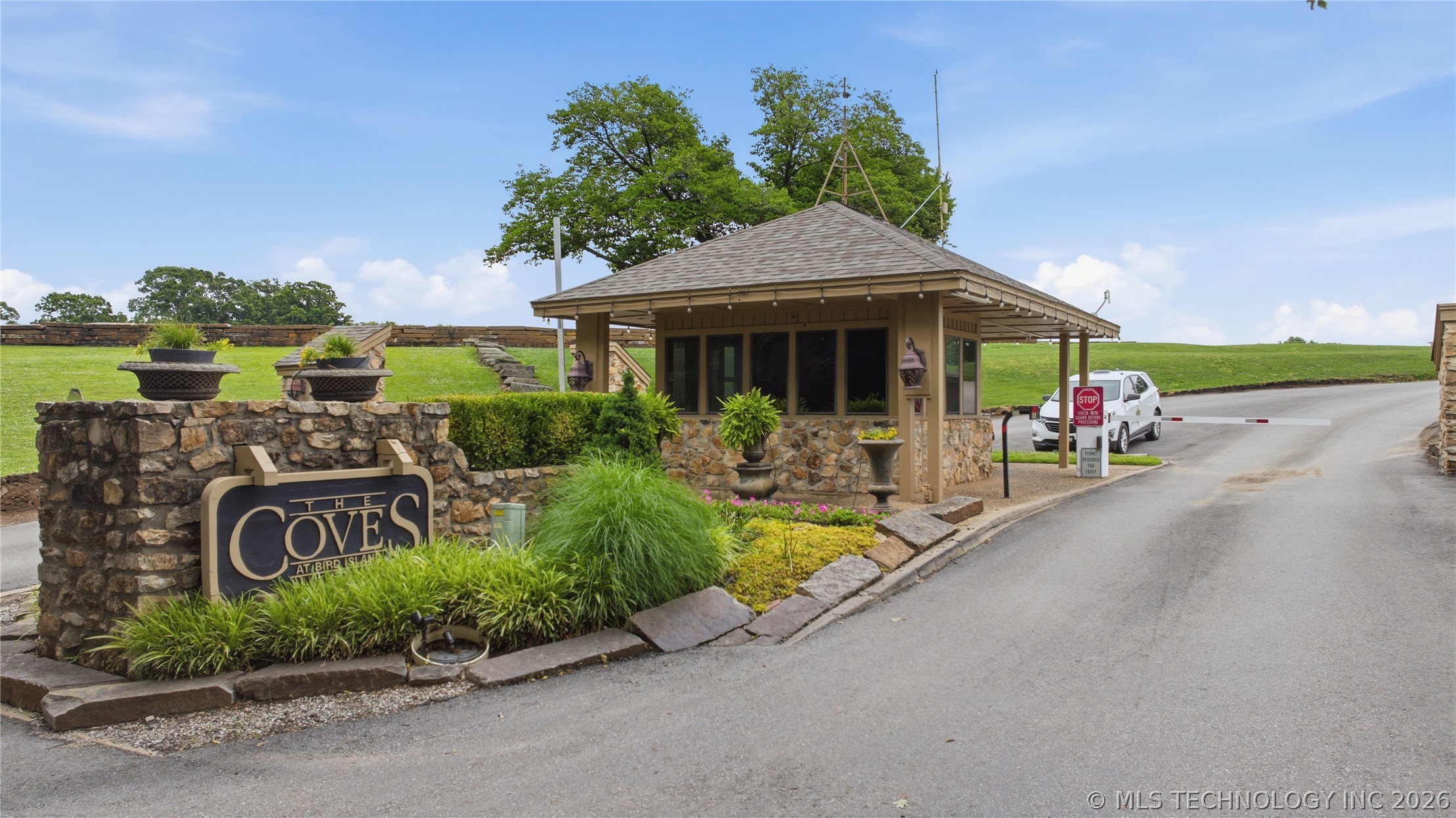 451571 Bob White Lane Afton OK 74331