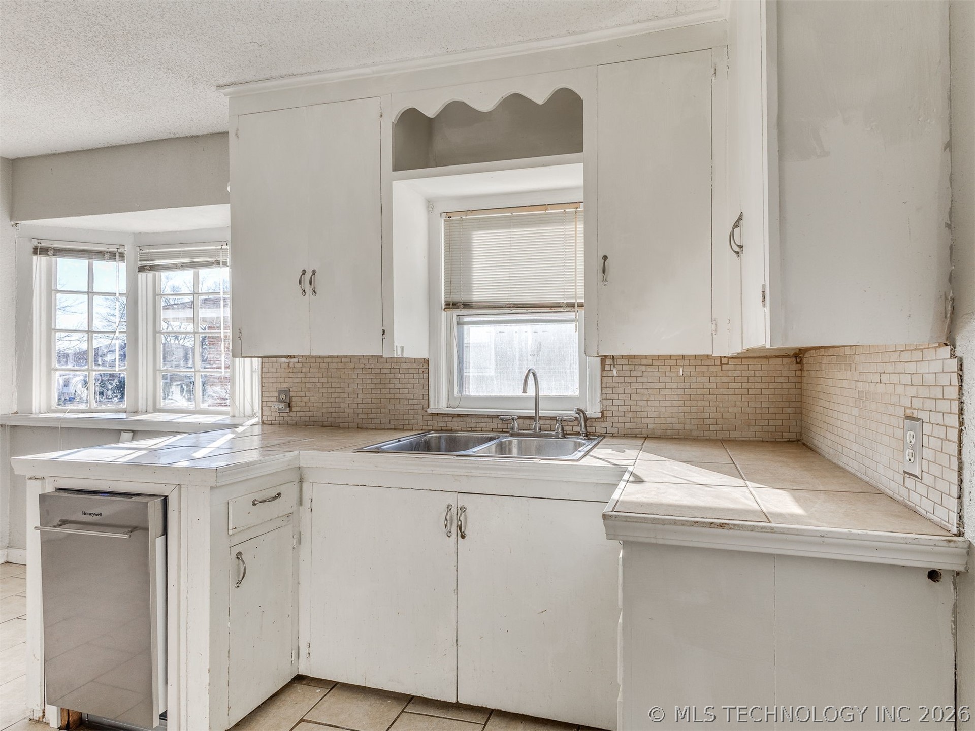 1127 E 26th Place N Tulsa OK 74106
