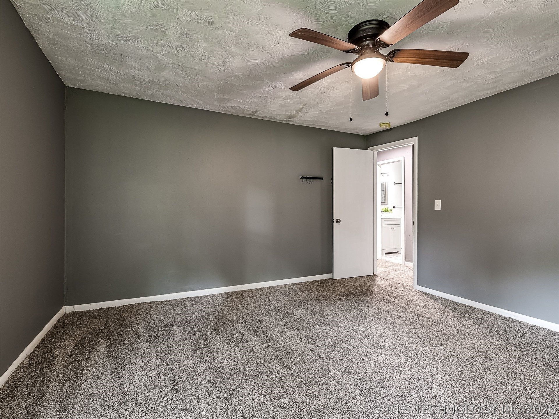 612 N Washington Avenue Wagoner OK 74467