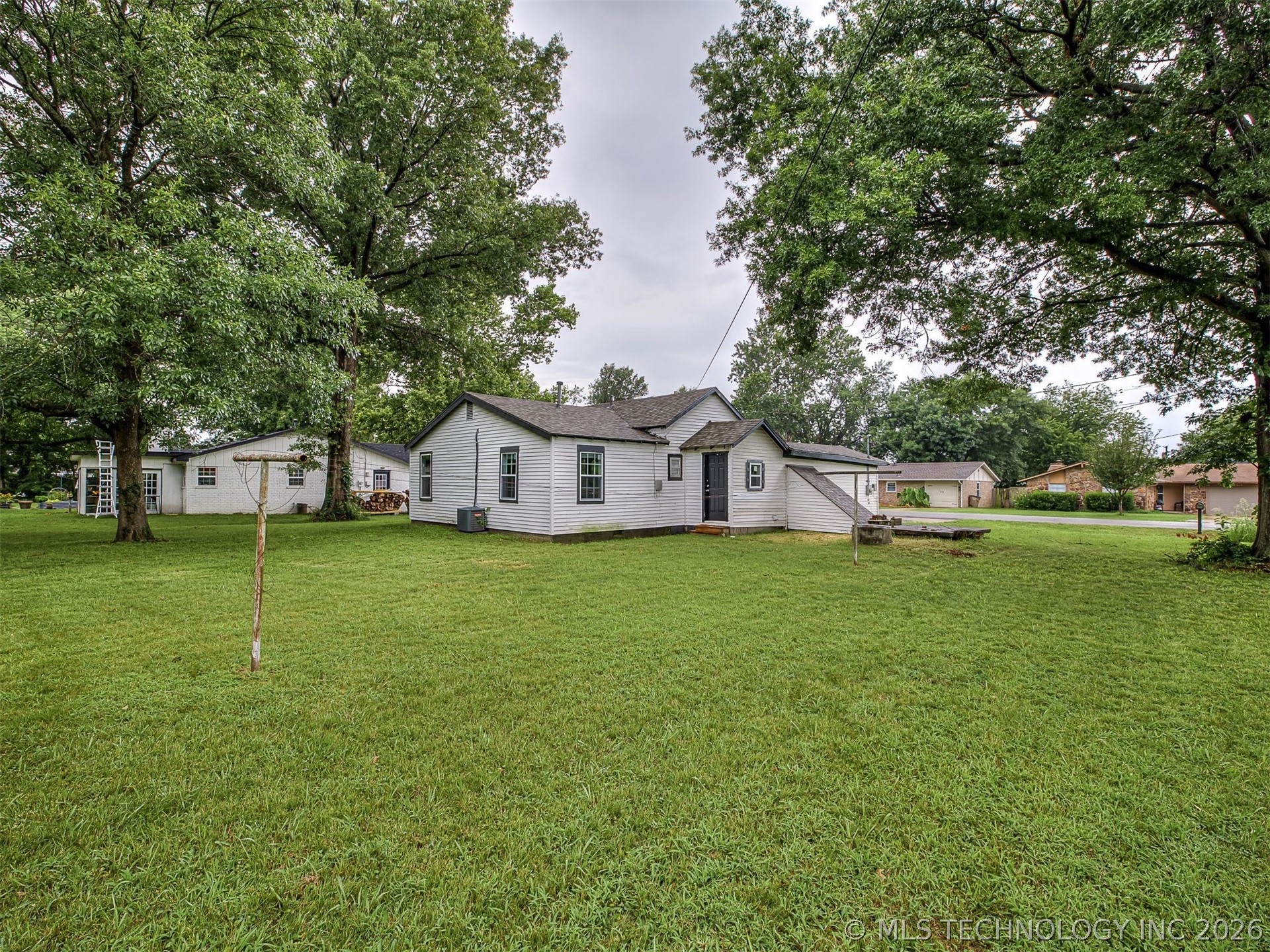 612 N Washington Avenue Wagoner OK 74467