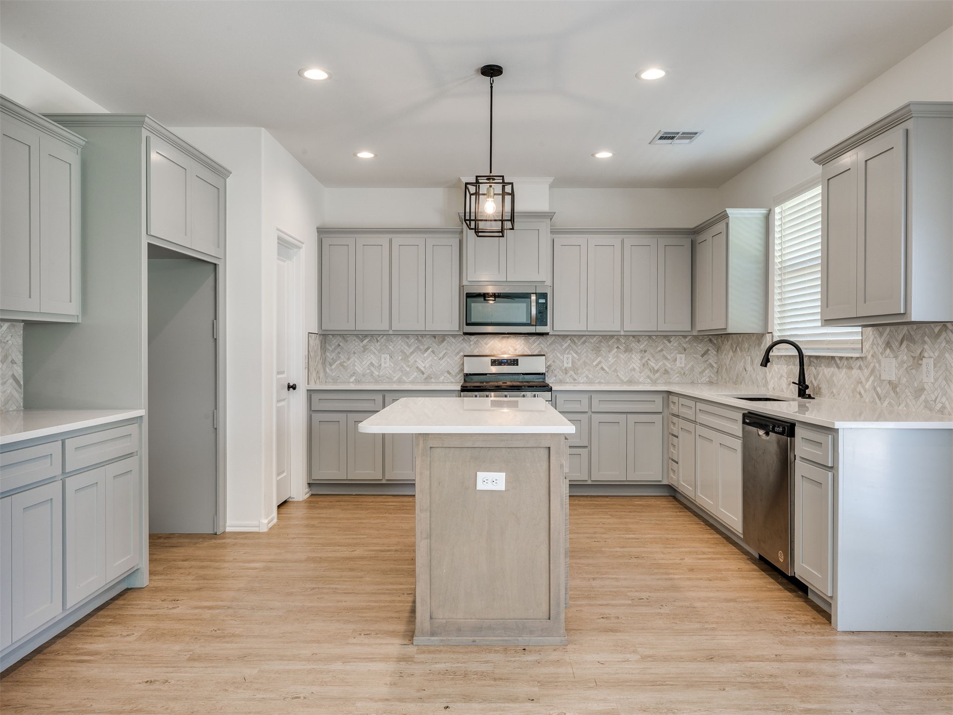 31185 E 65th Court S Broken Arrow OK 74014