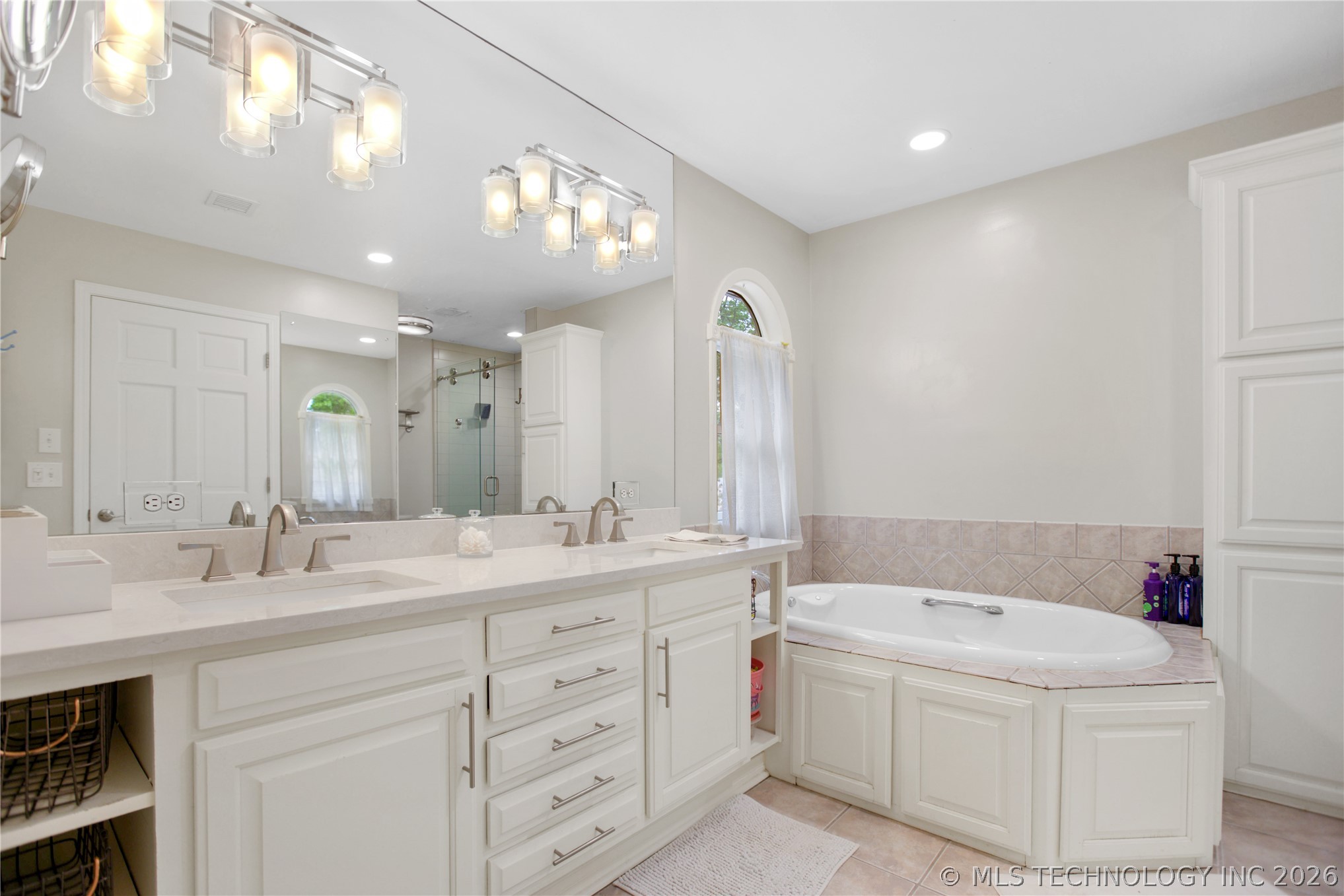 7330 E 66th Court Tulsa OK 74133