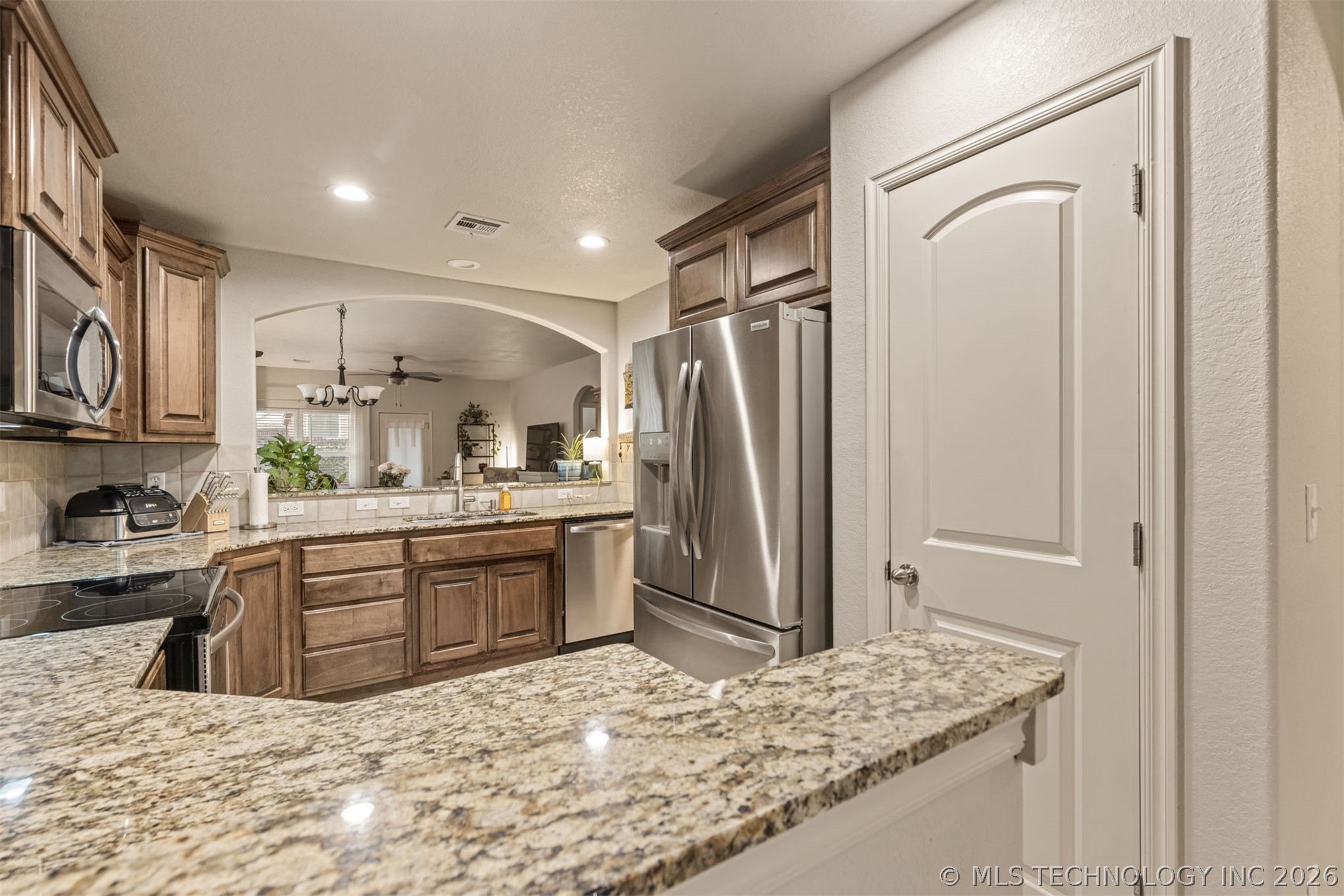 13325 S 21st Court E Bixby OK 74008