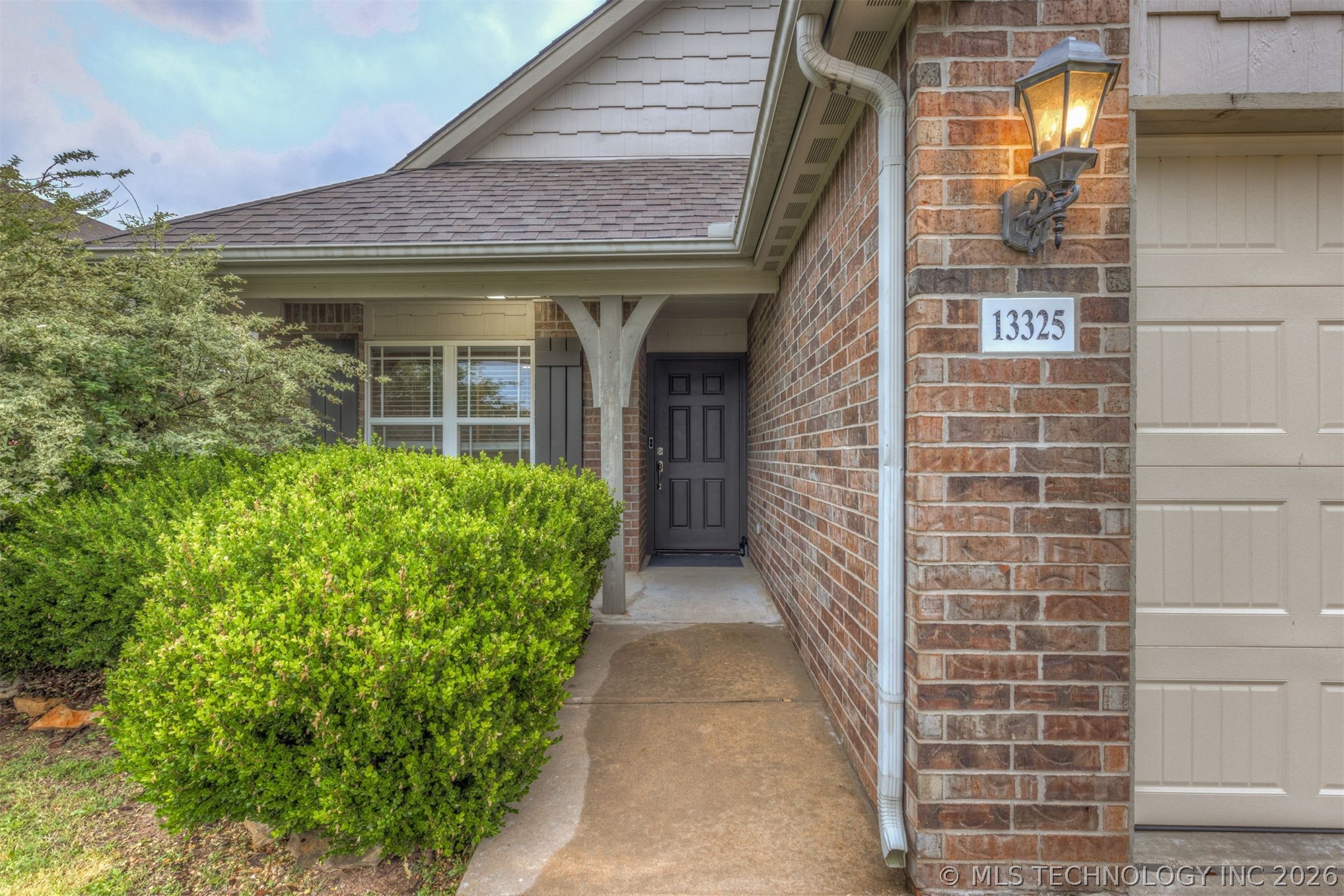13325 S 21st Court E Bixby OK 74008