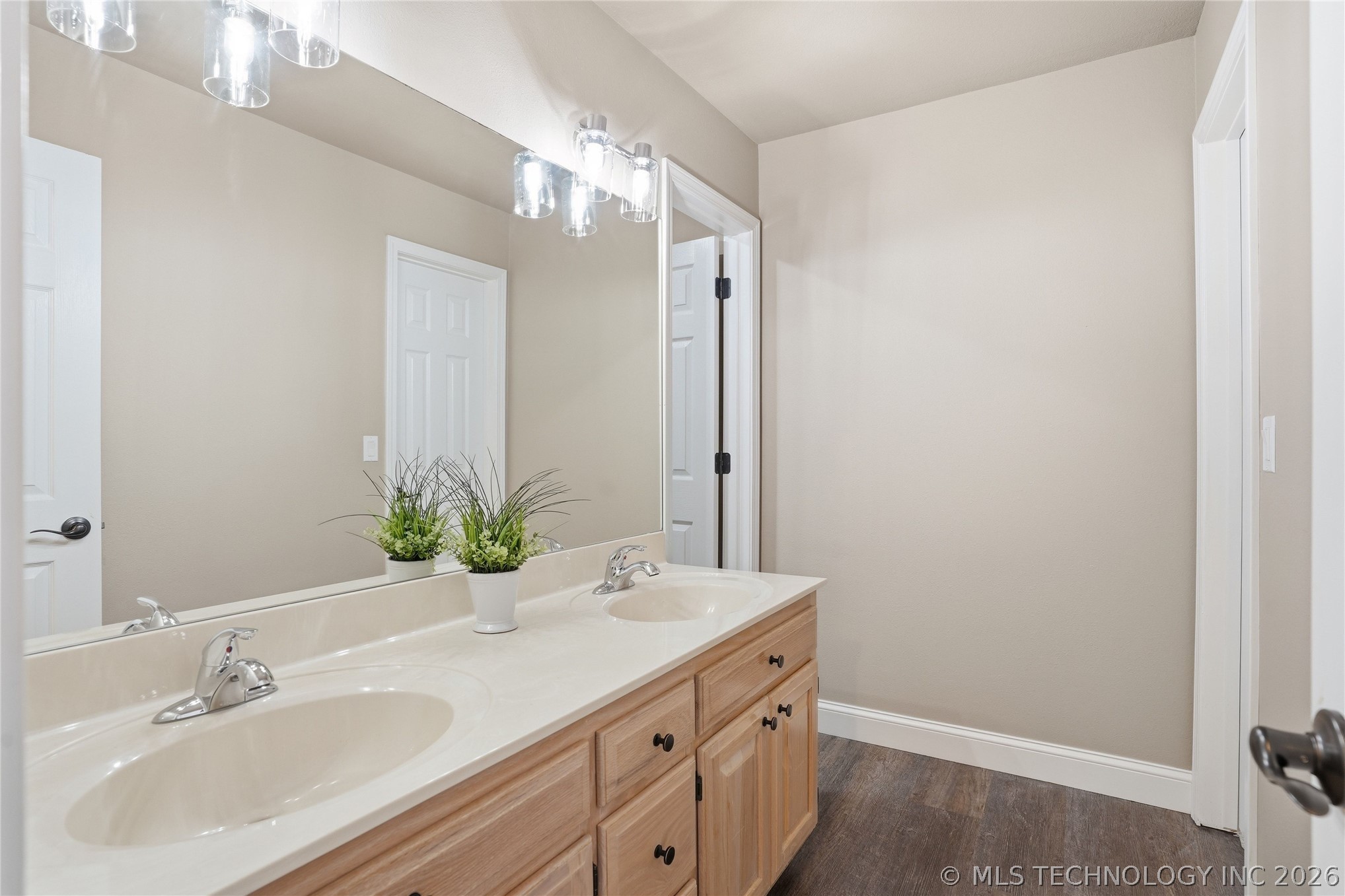 5726 E 101st Place Tulsa OK 74137