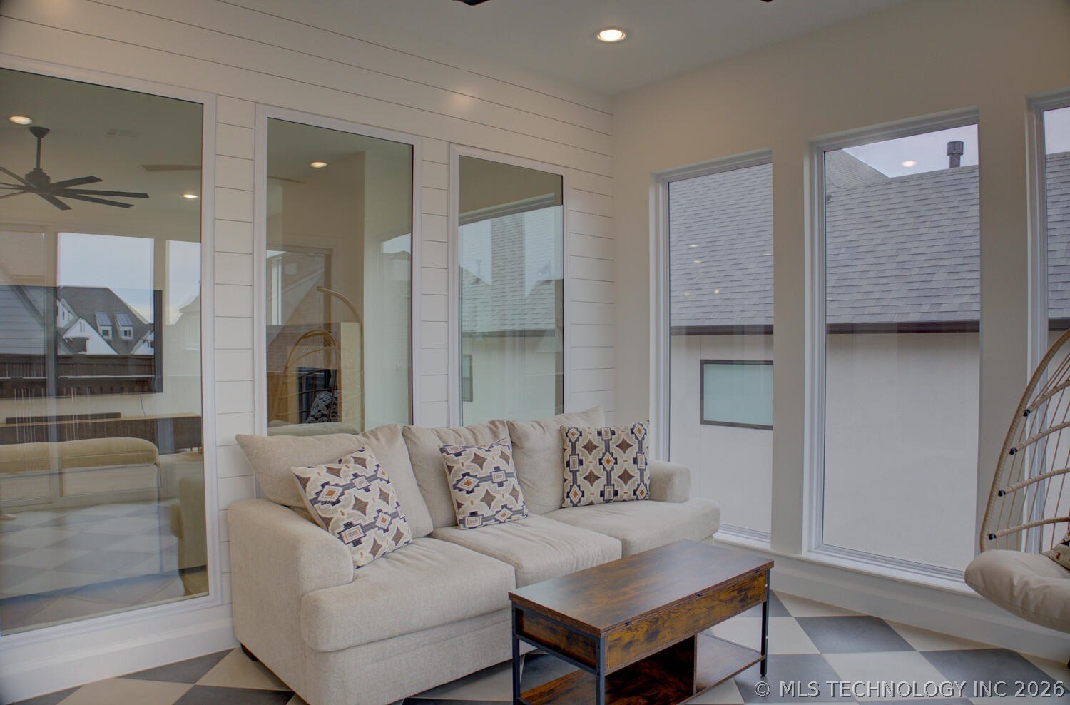 910 W 86th Street S Tulsa OK 74132