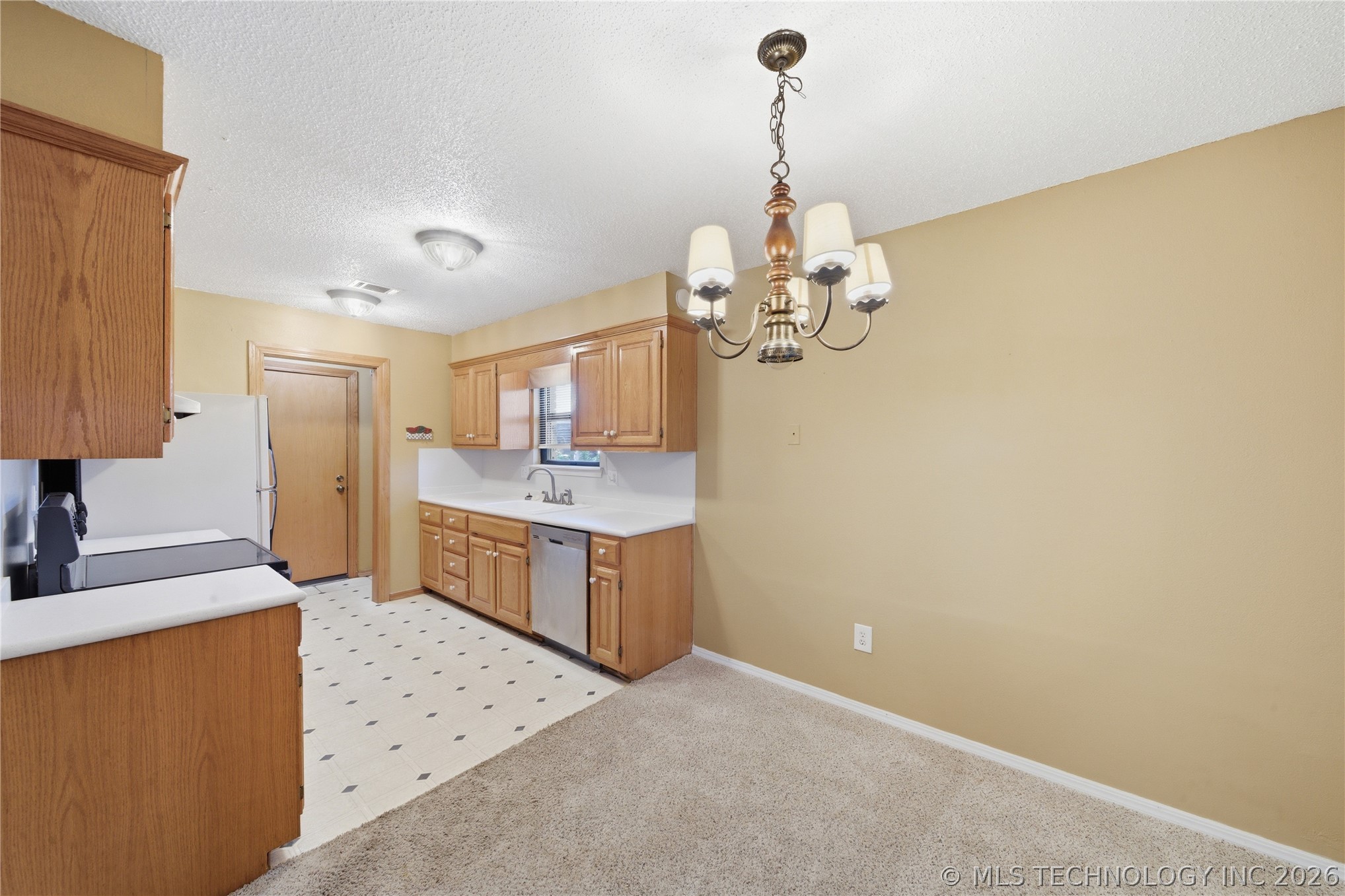 20921 E 37th Place S Broken Arrow OK 74014