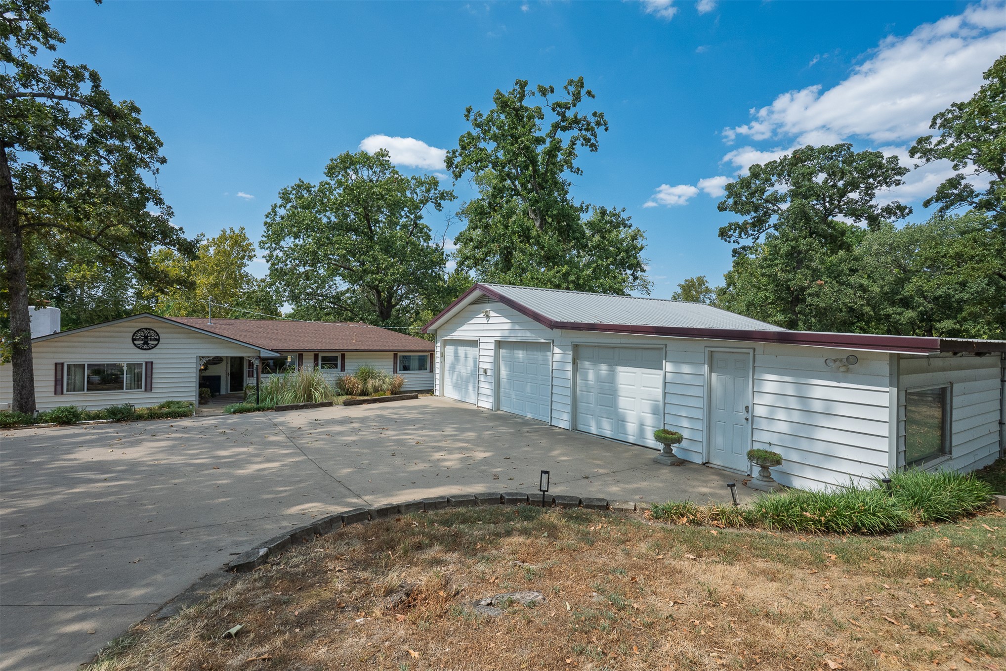 65113 E 250 Grove OK 74344