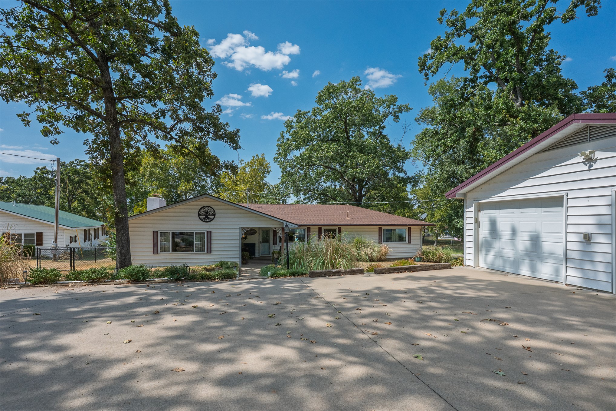 65113 E 250 Grove OK 74344