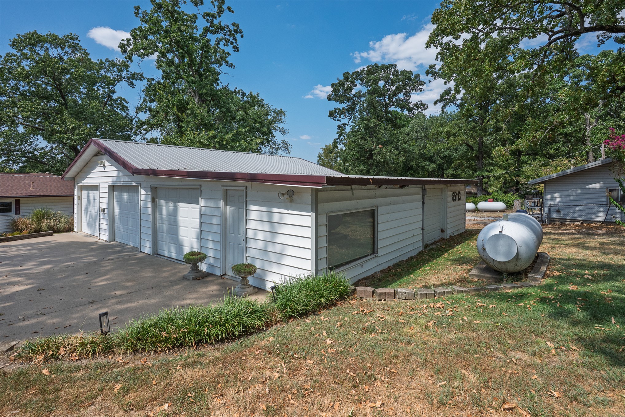 65113 E 250 Grove OK 74344