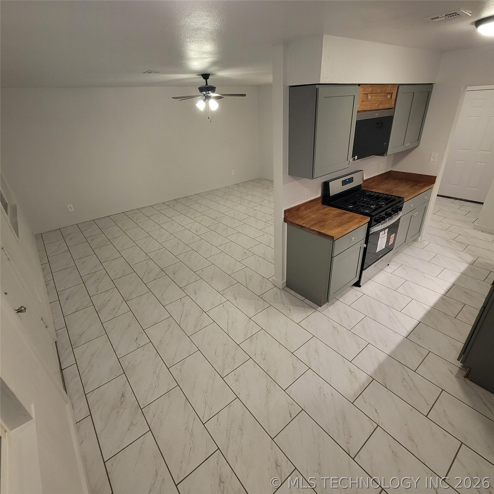 802 E Knisley Avenue Checotah OK 74426