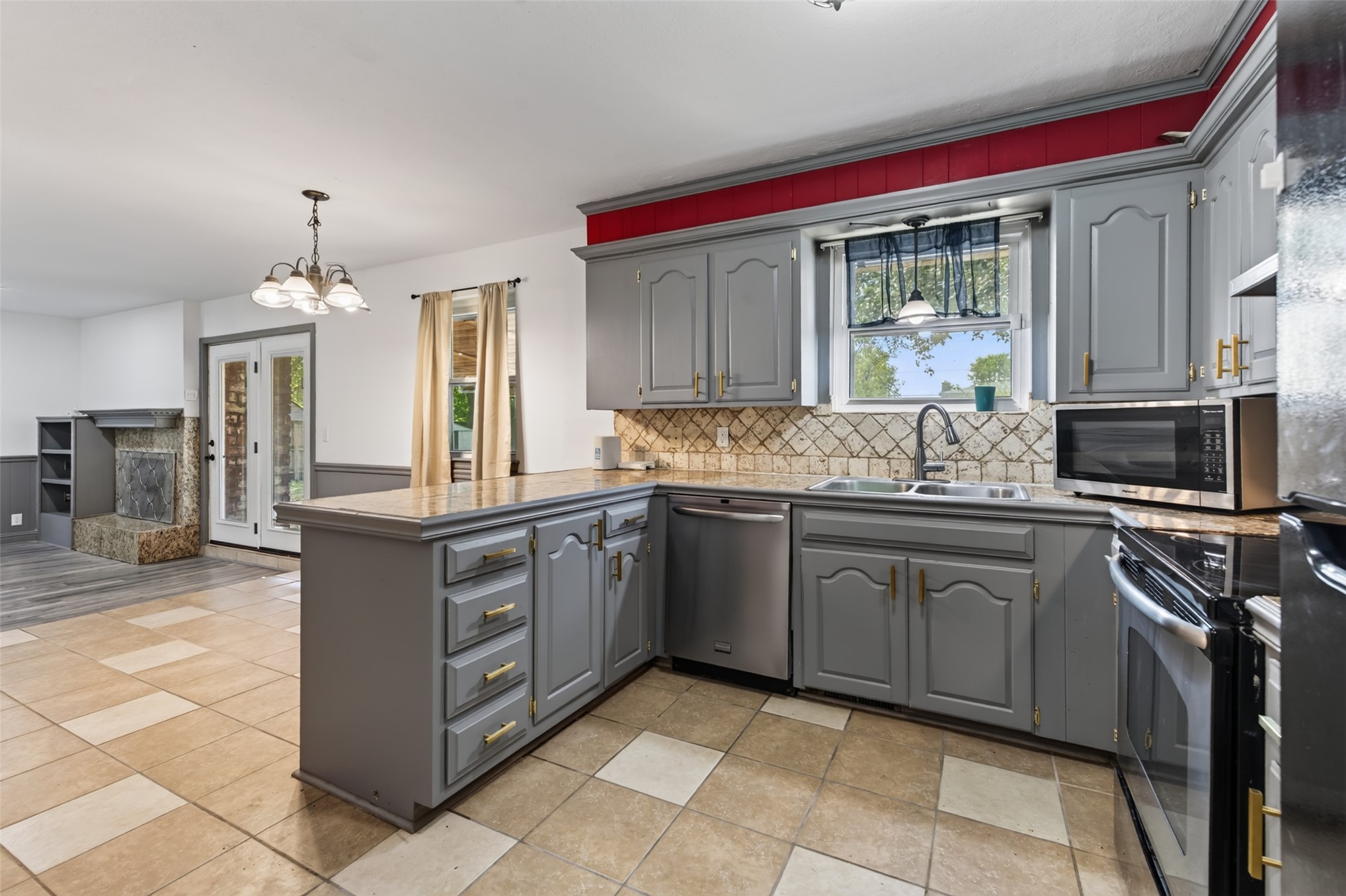 2316 S 101st Eastplace Tulsa OK 74129