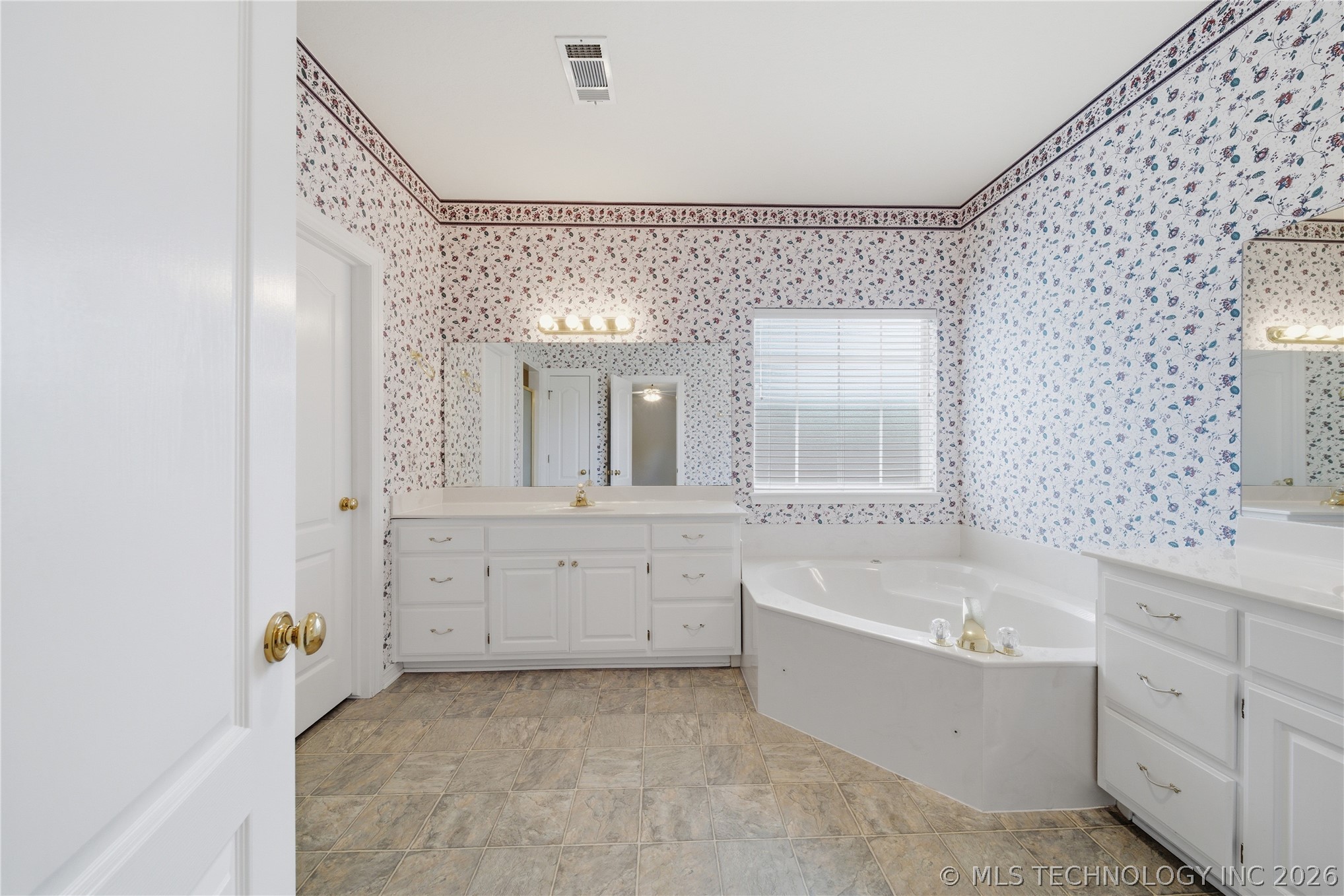 9119 N 132nd Eastavenue Owasso OK 74055
