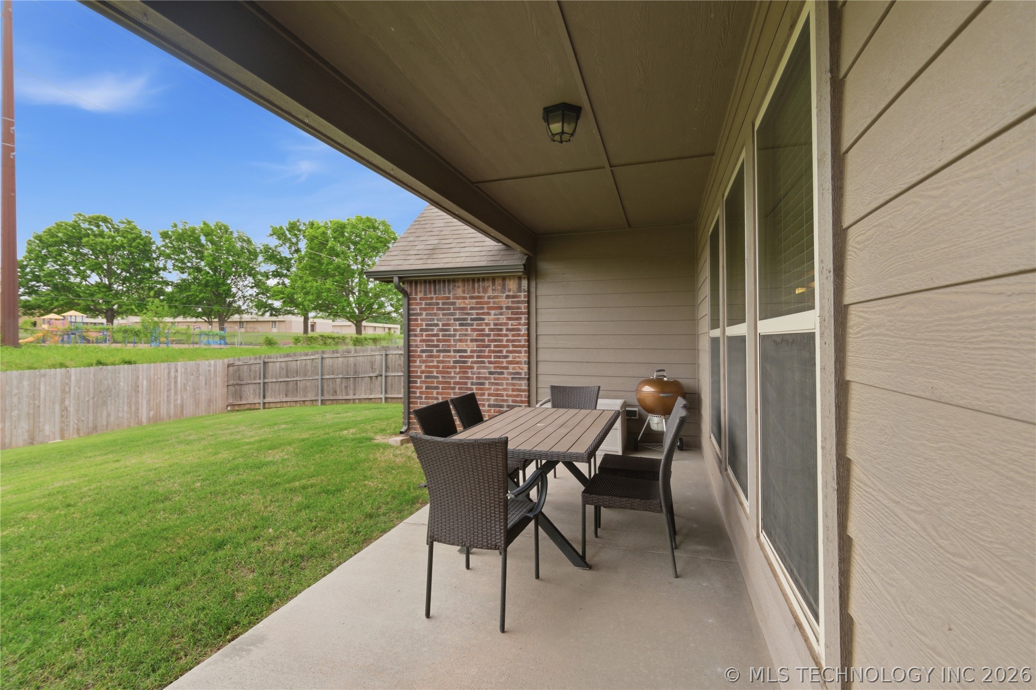 2425 S Maple Avenue Broken Arrow OK 74012