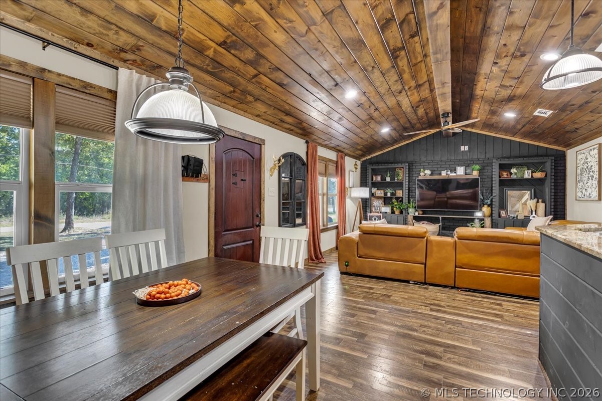 2087 Willafa Woods Cartwright OK 74731