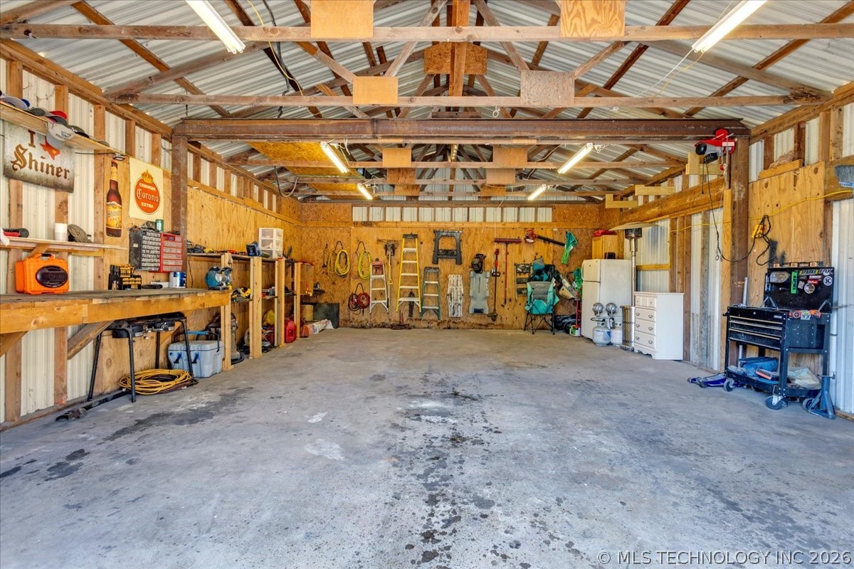 2087 Willafa Woods Cartwright OK 74731