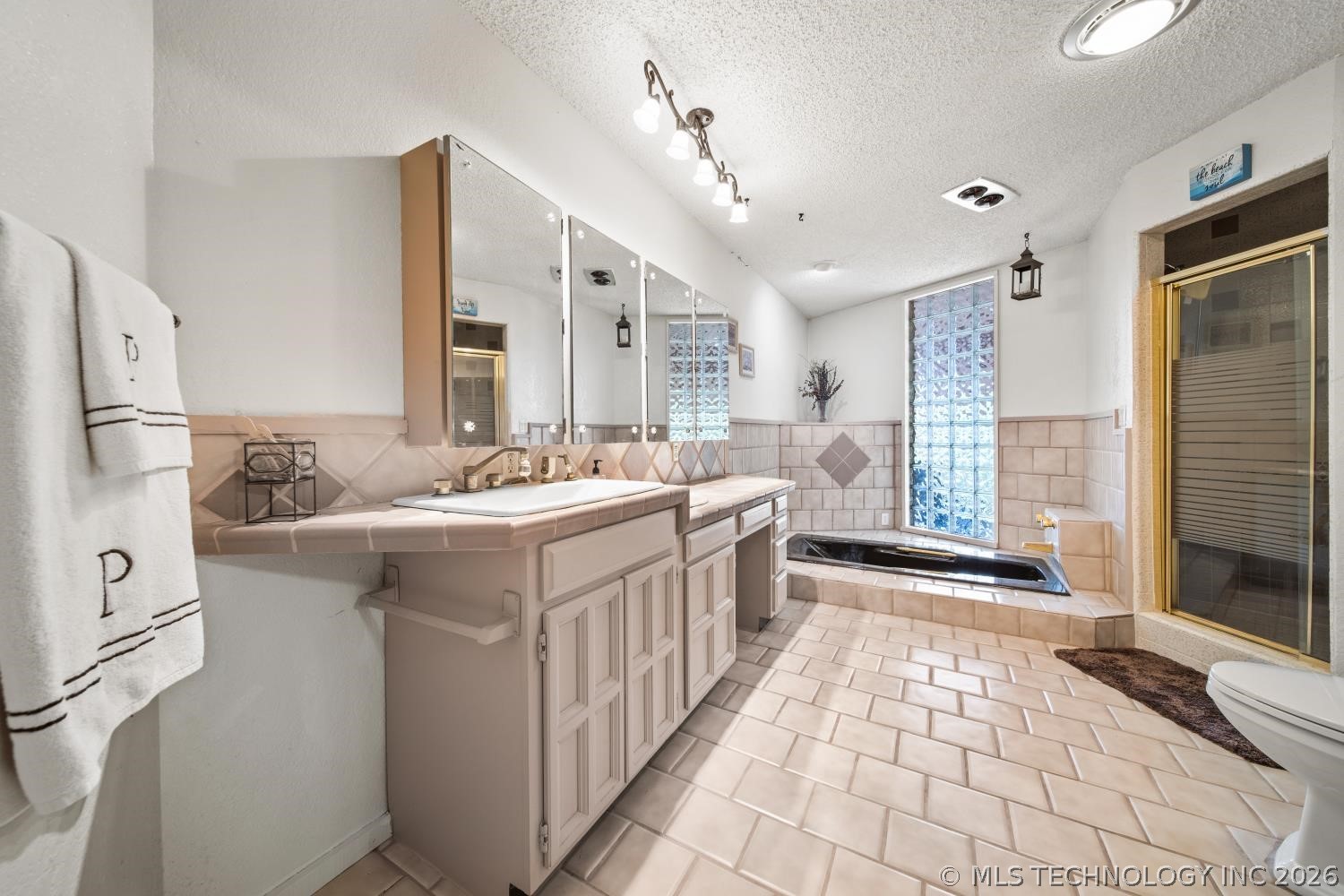 2229 N Cocomo Loop Mannford OK 74044