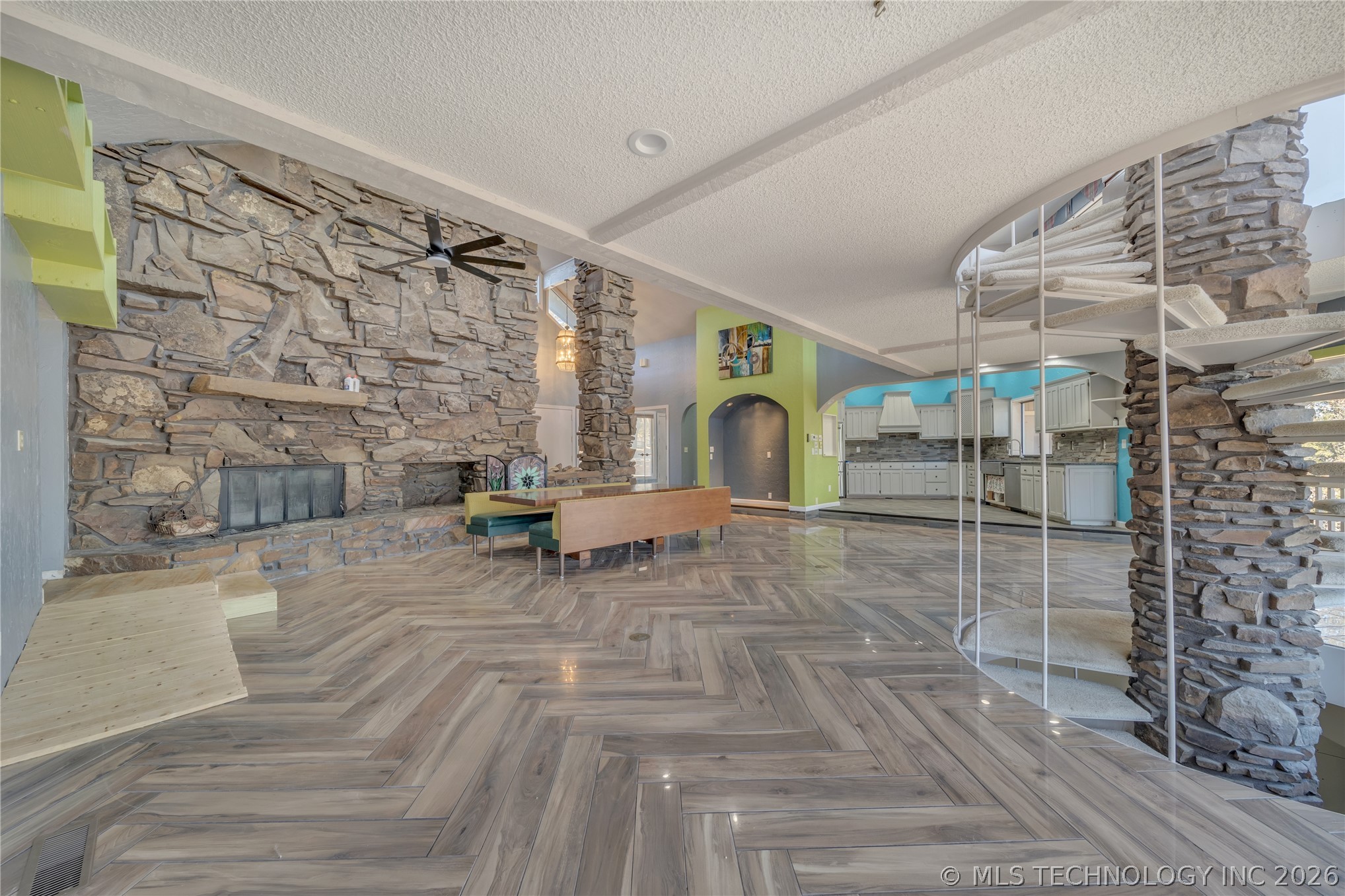 2229 N Cocomo Loop Mannford OK 74044