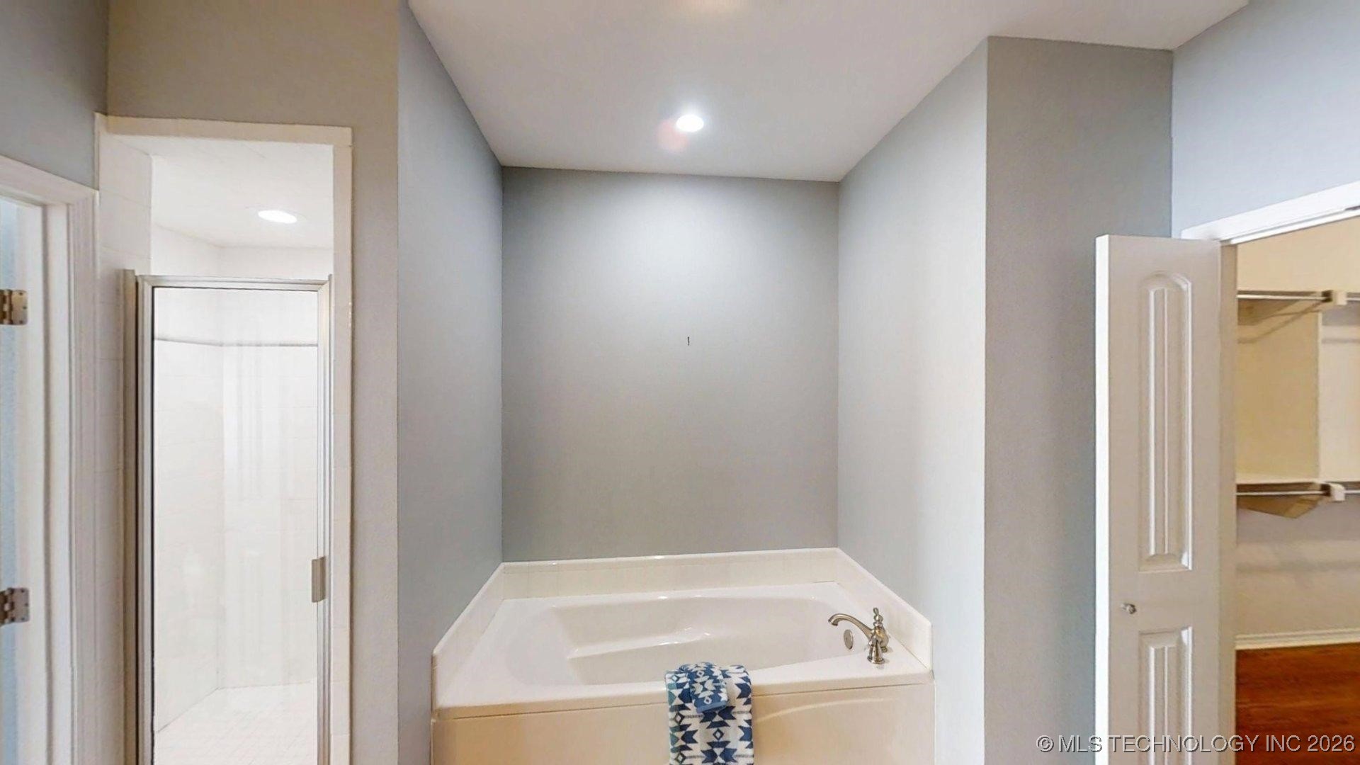 826 Oak Tree Drive Ardmore OK 73401