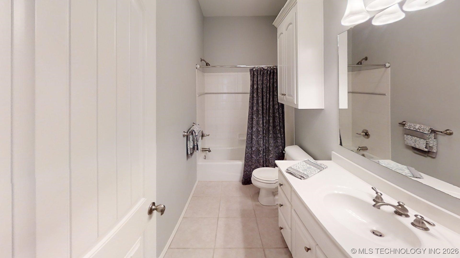 826 Oak Tree Drive Ardmore OK 73401