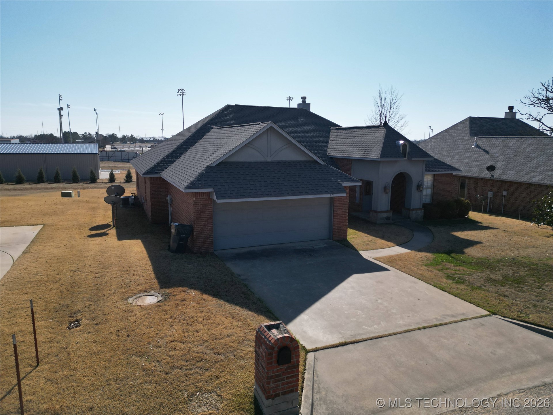 826 Oak Tree Drive Ardmore OK 73401