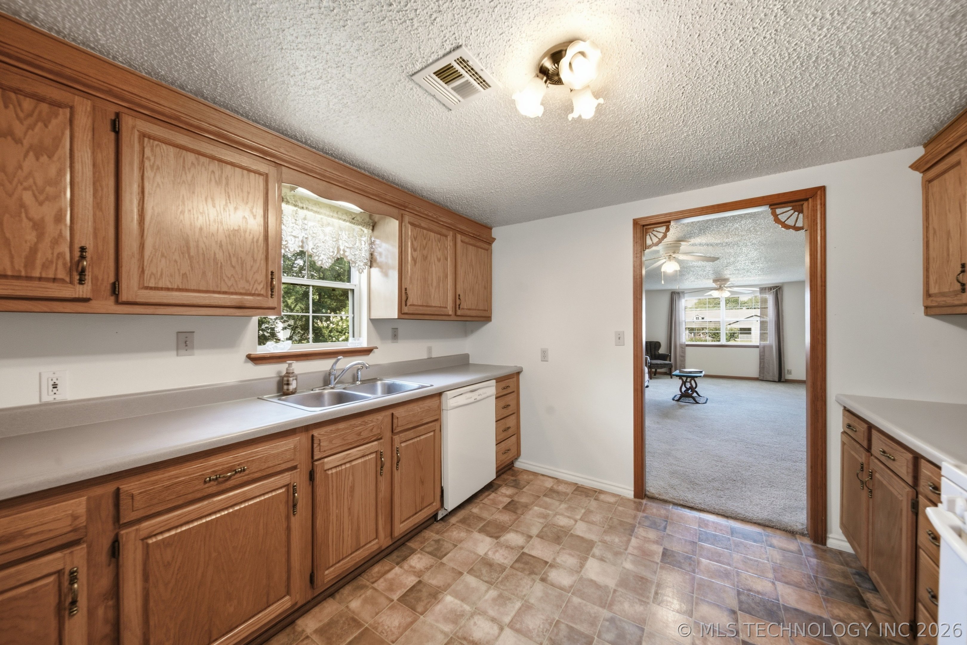16610 S 4180 Road Claremore OK 74017