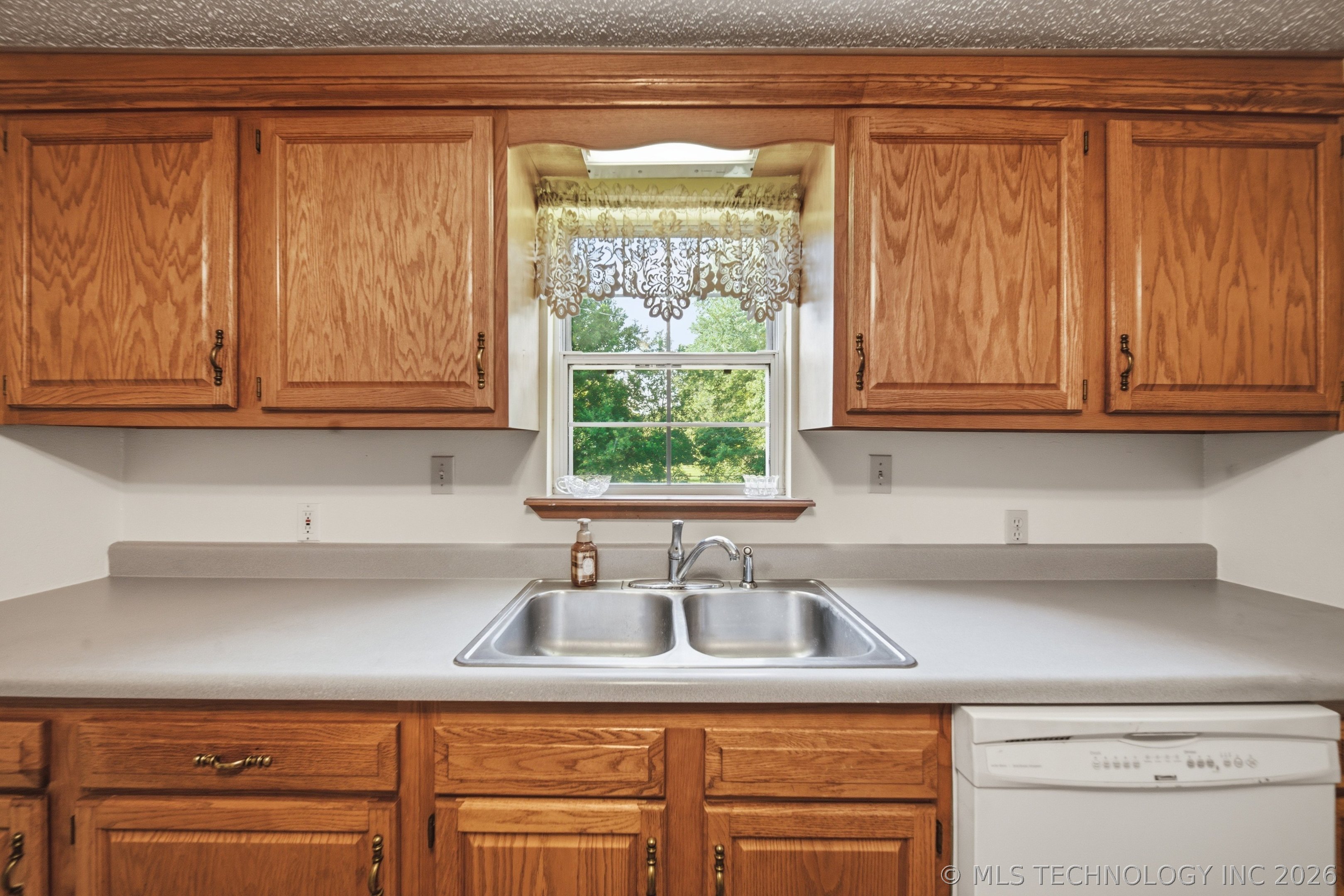 16610 S 4180 Road Claremore OK 74017